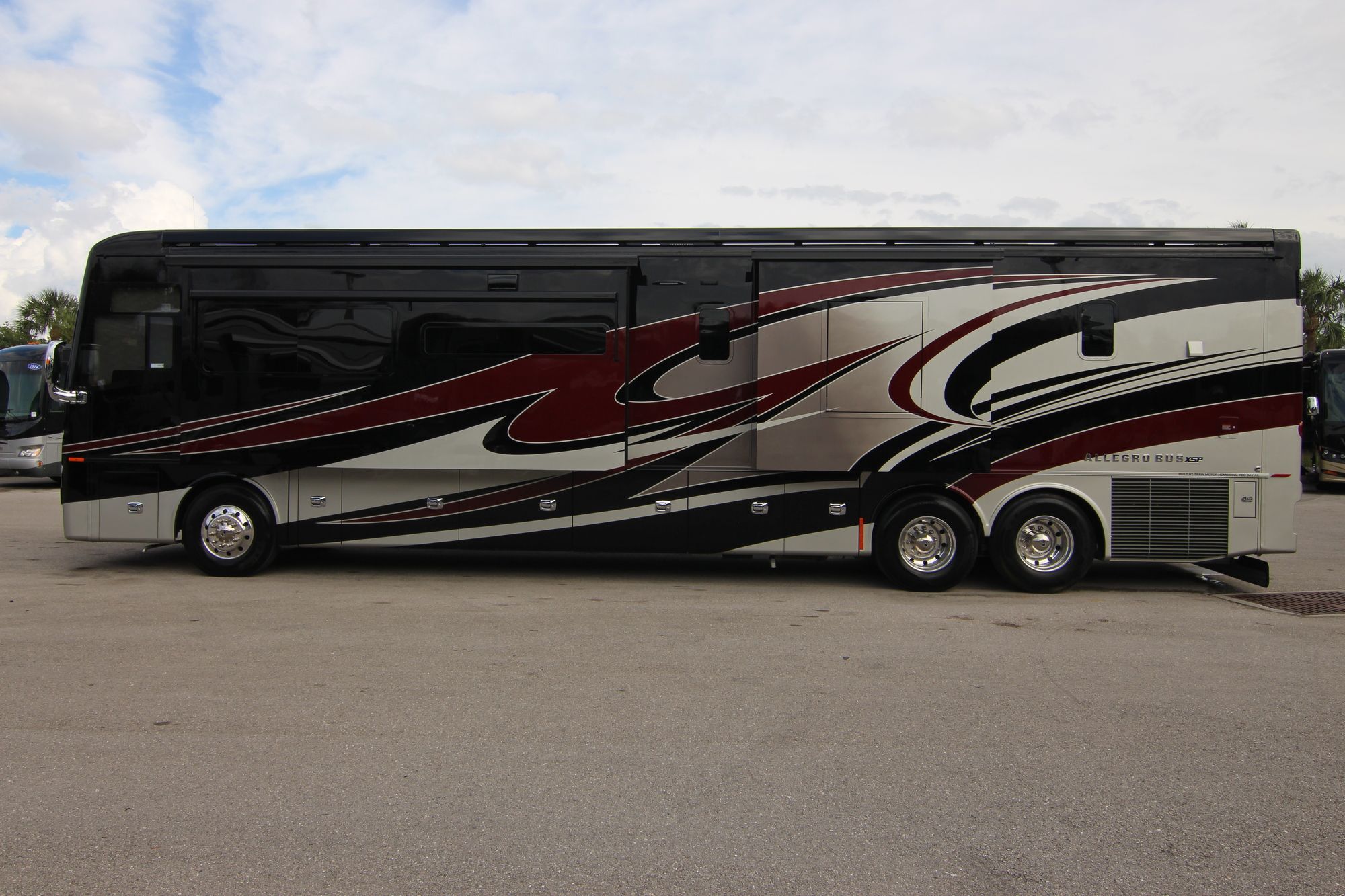 New 2019 Tiffin Motor Homes Allegro Bus 45OPP Class A  For Sale