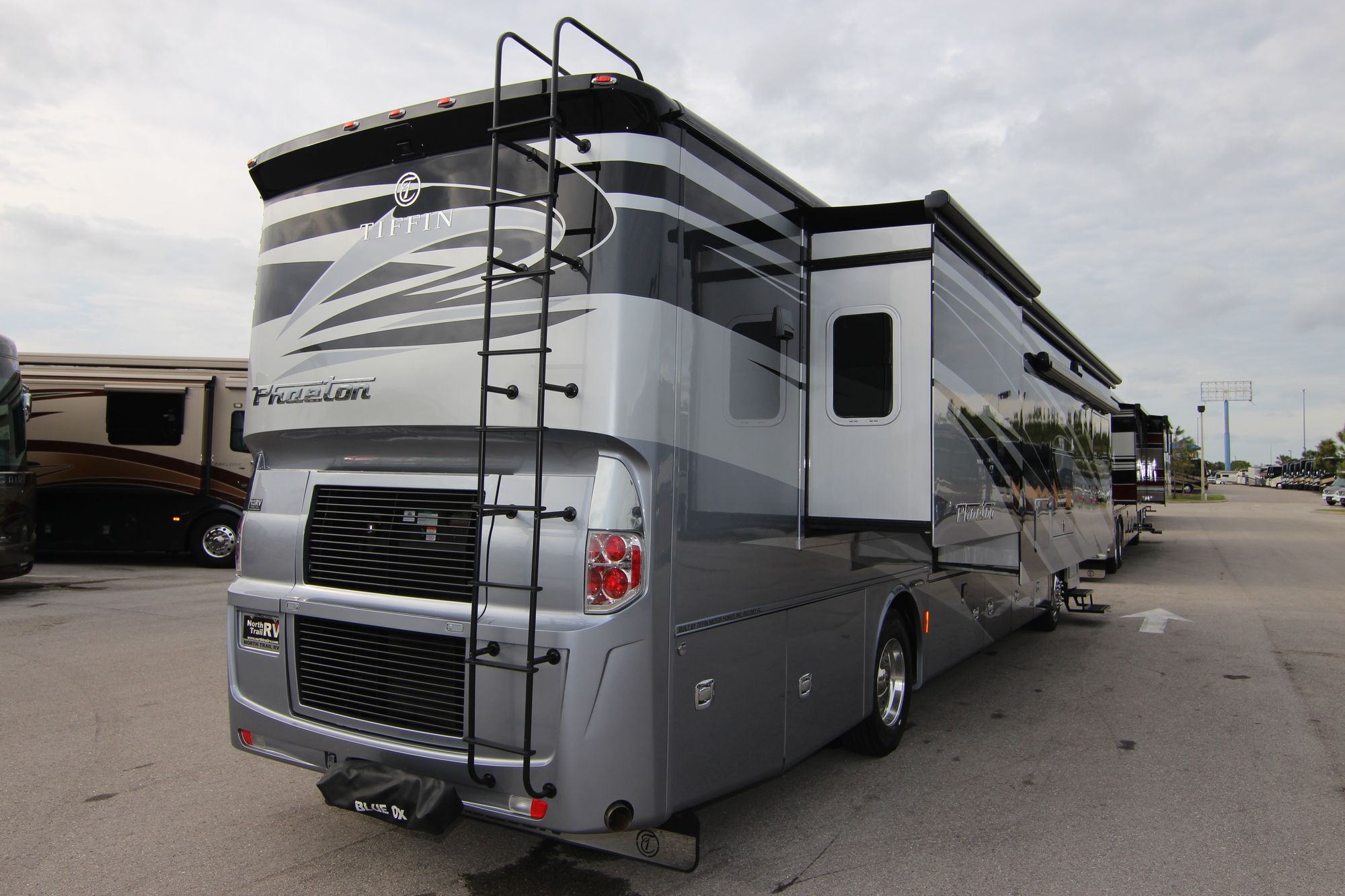 Used 2018 Tiffin Motor Homes Phaeton 40AH Class A  For Sale