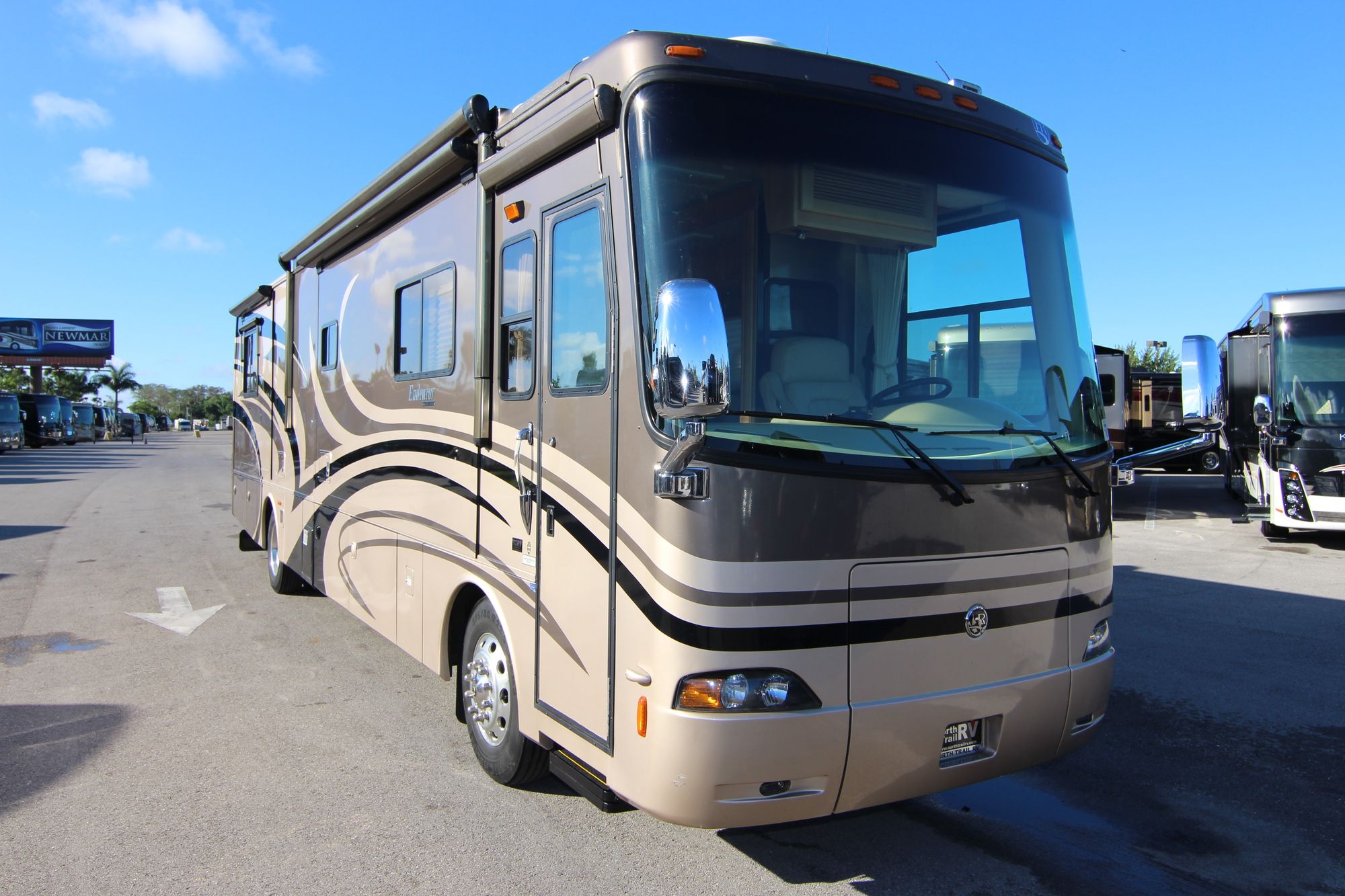 Used 2007 Holiday Rambler Endeavor 40PRQ Class A  For Sale