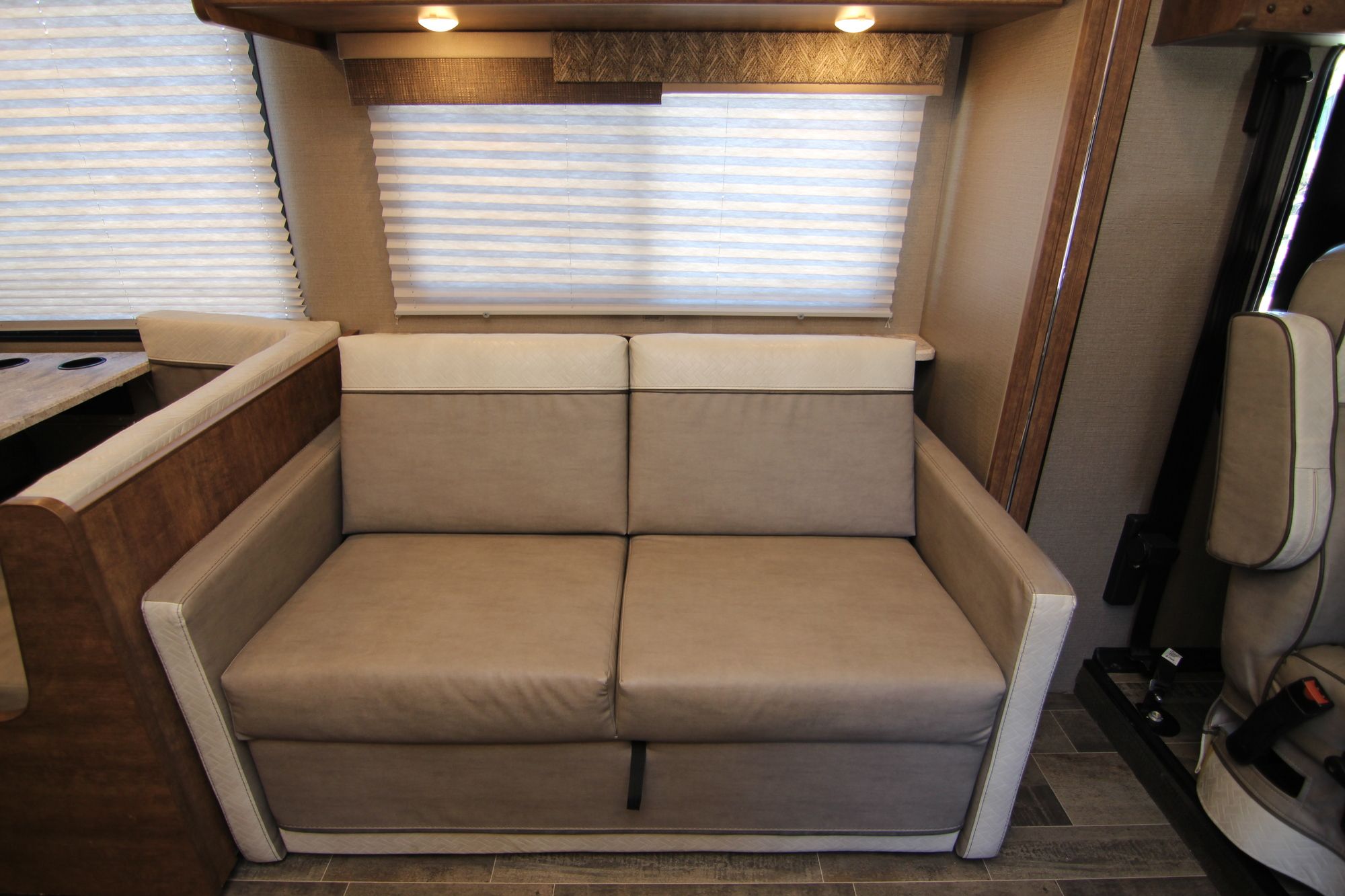 Used 2018 Winnebago Intent 30R Class A  For Sale