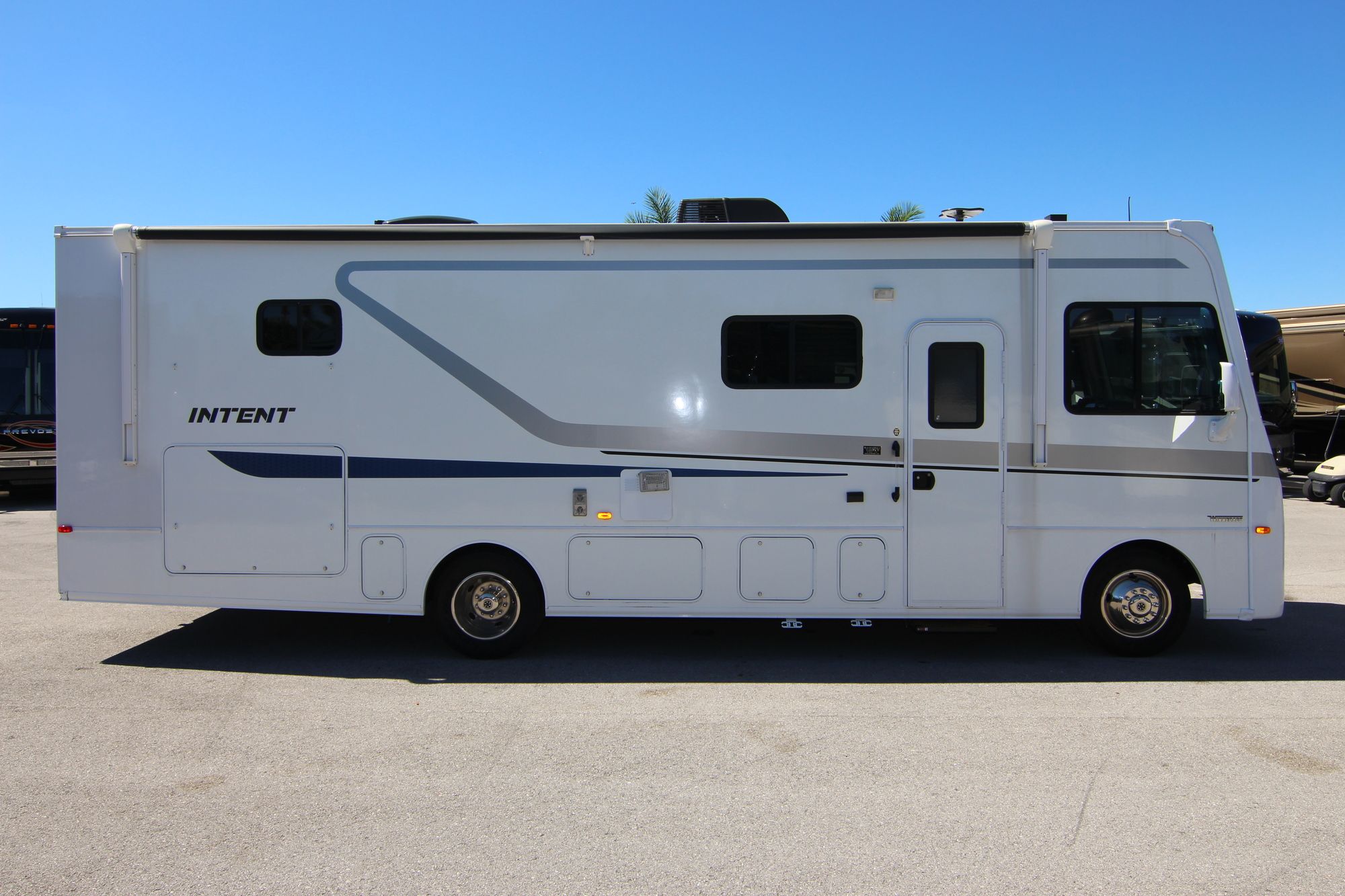 Used 2018 Winnebago Intent 30R Class A  For Sale