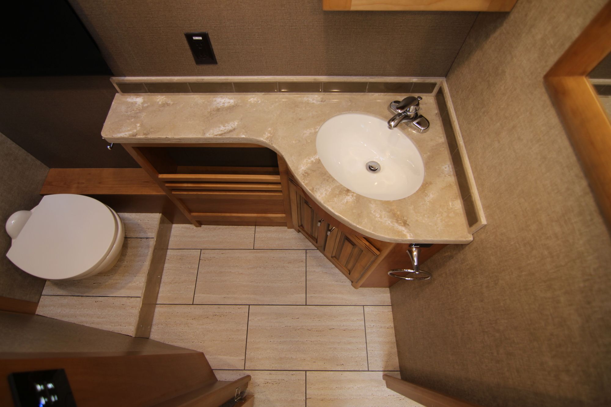 Used 2018 Tiffin Motor Homes Allegro 32SA Class A  For Sale