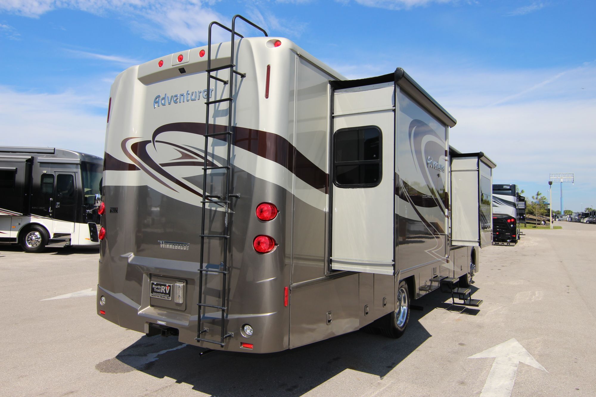 Used 2016 Winnebago Adventurer 35P Class A  For Sale