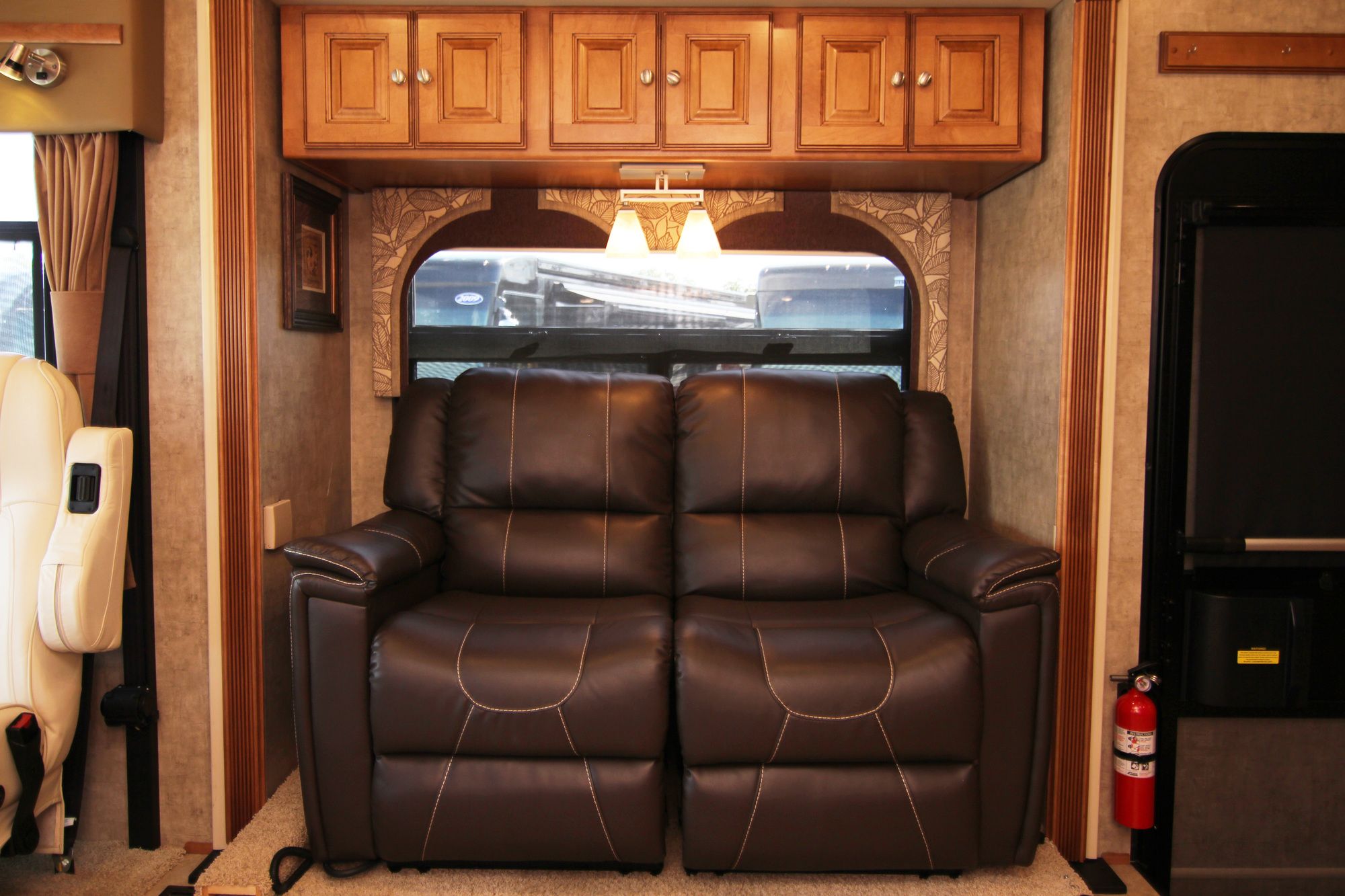 Used 2016 Winnebago Adventurer 35P Class A  For Sale