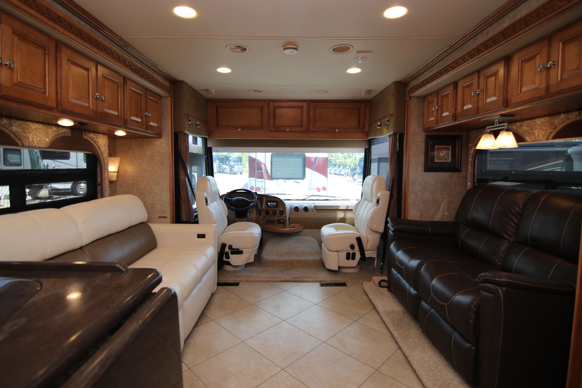 Used 2016 Winnebago Adventurer 35P Class A  For Sale