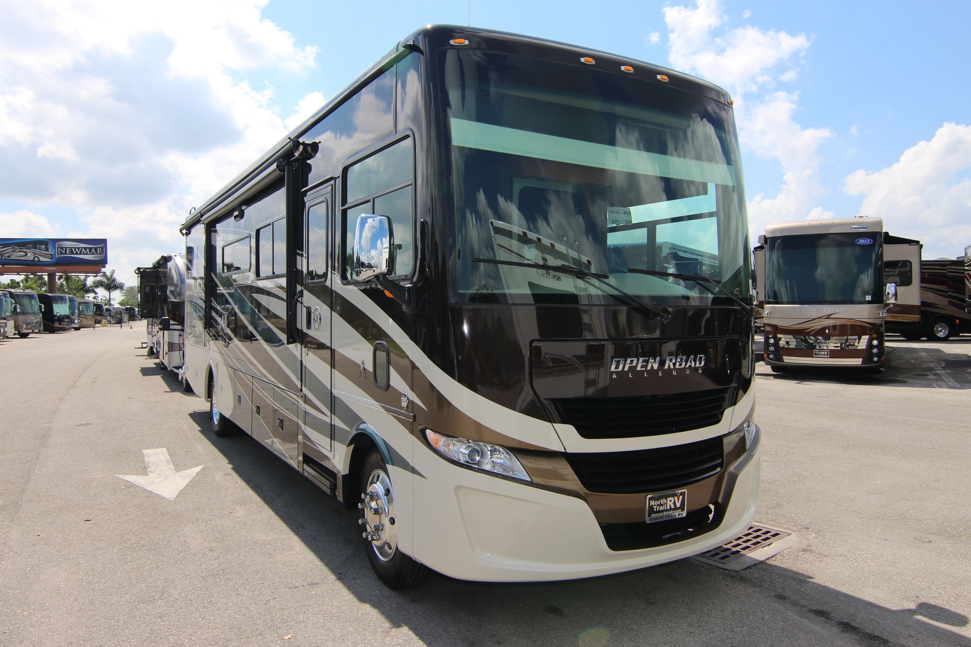 New 2019 Tiffin Motor Homes Allegro 34PA Class A  For Sale