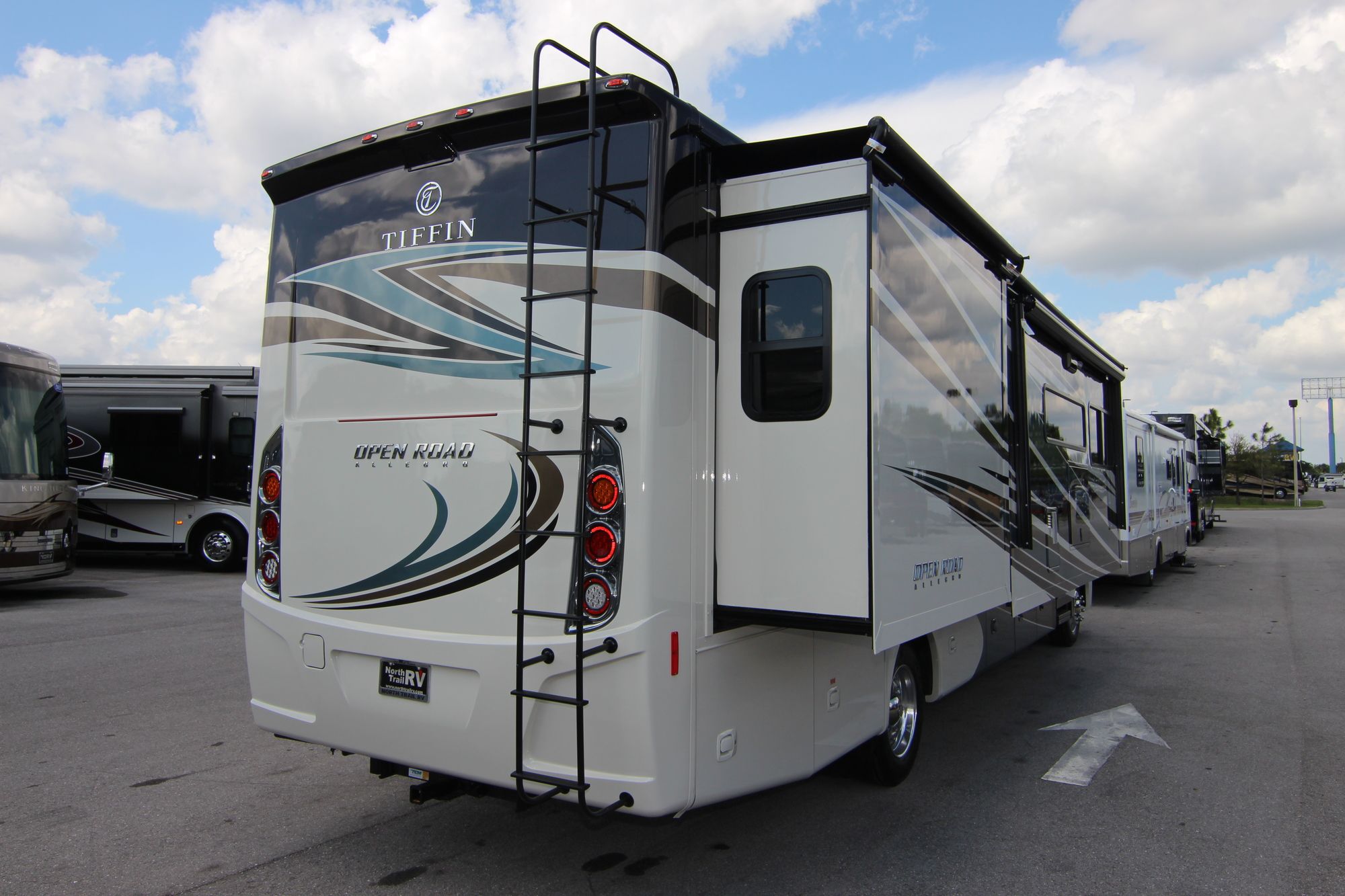 New 2019 Tiffin Motor Homes Allegro 34PA Class A  For Sale