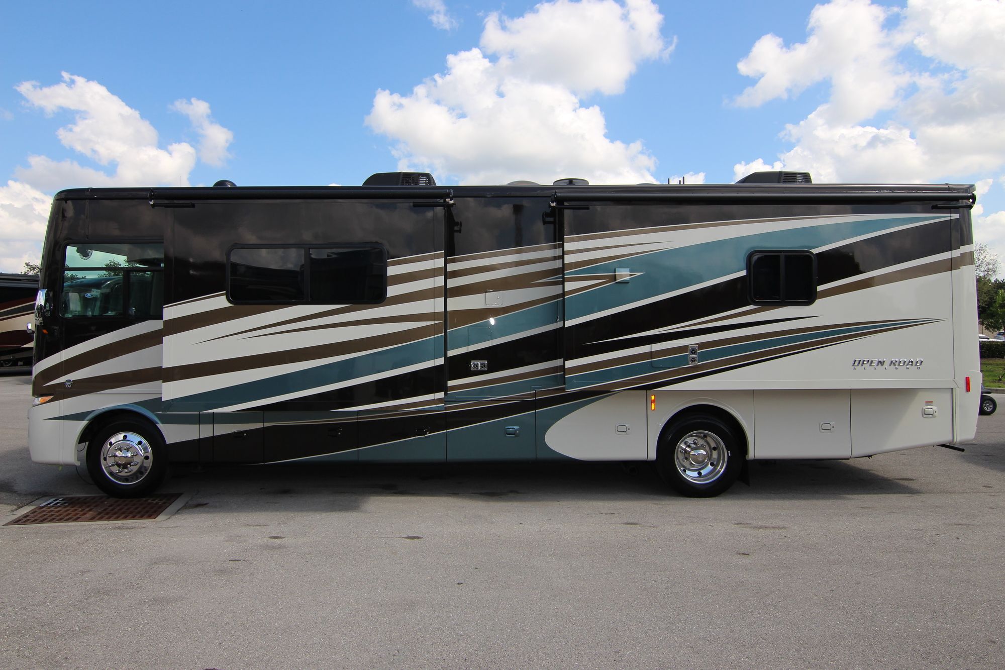 New 2019 Tiffin Motor Homes Allegro 34PA Class A  For Sale