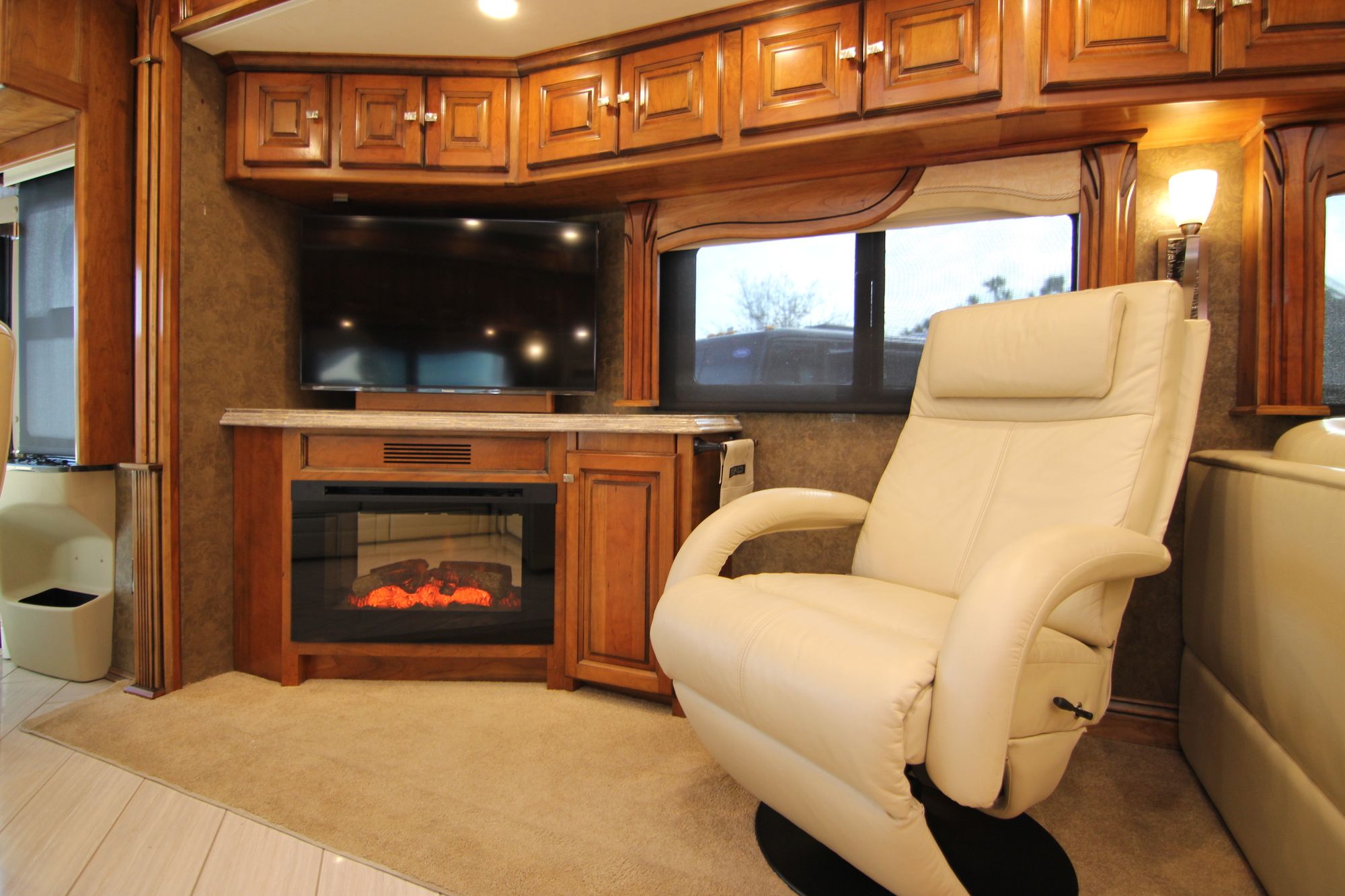 Used 2014 Tiffin Motor Homes Allegro Bus 45LP Class A  For Sale