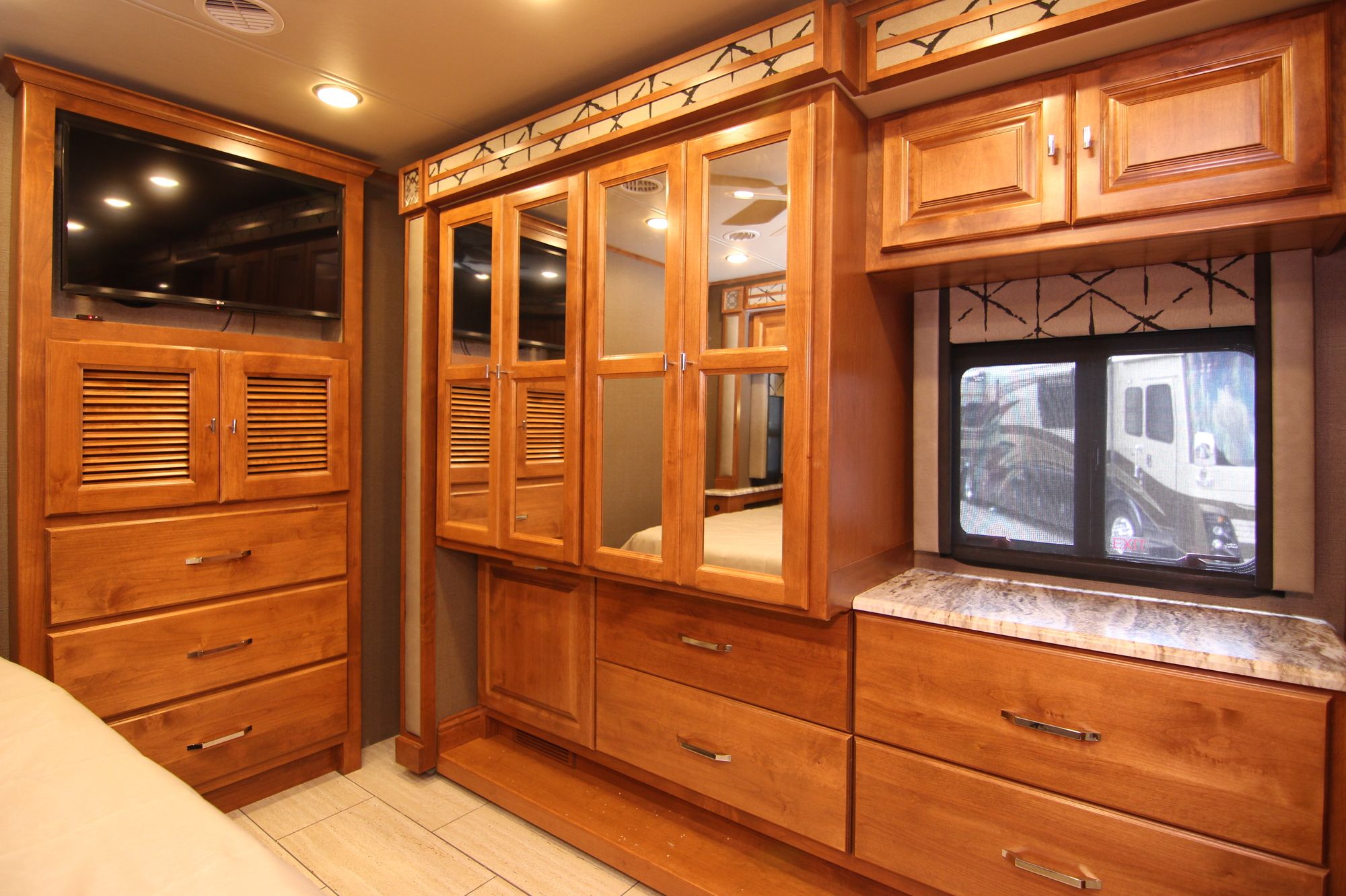 New 2019 Tiffin Motor Homes Allegro 34PA Class A  For Sale