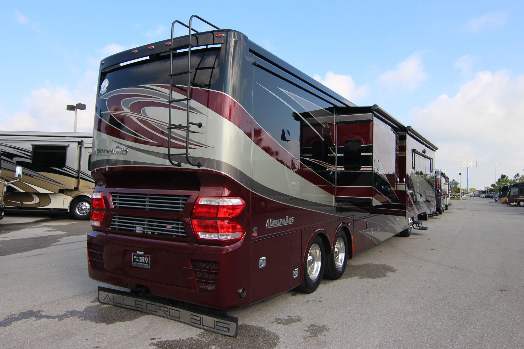 Used 2014 Tiffin Motor Homes Allegro Bus 45LP Class A  For Sale