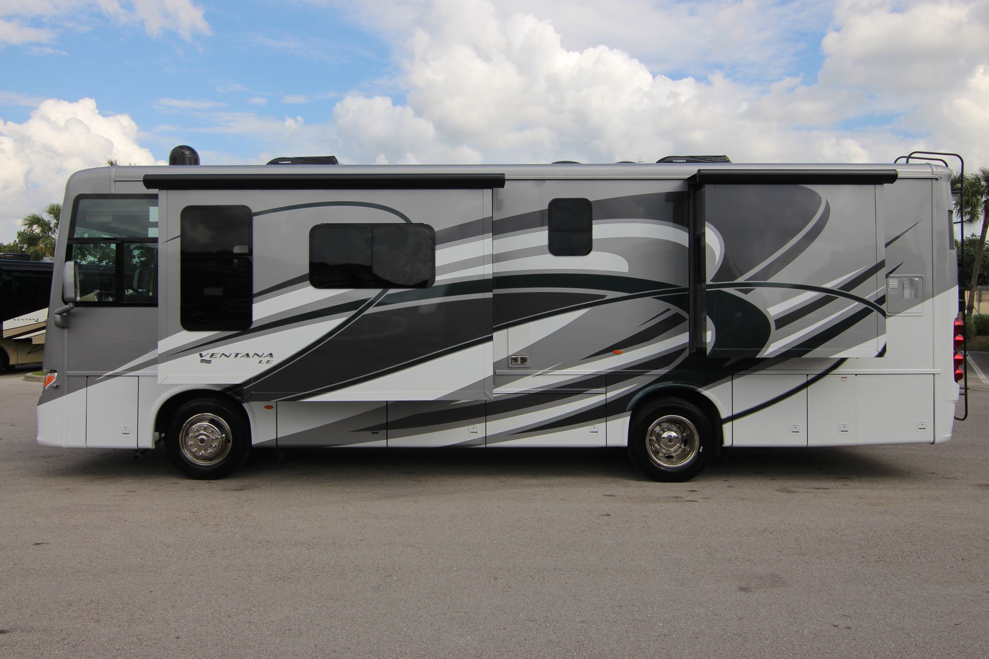 New 2019 Newmar Ventana Le 3412 Class A  For Sale
