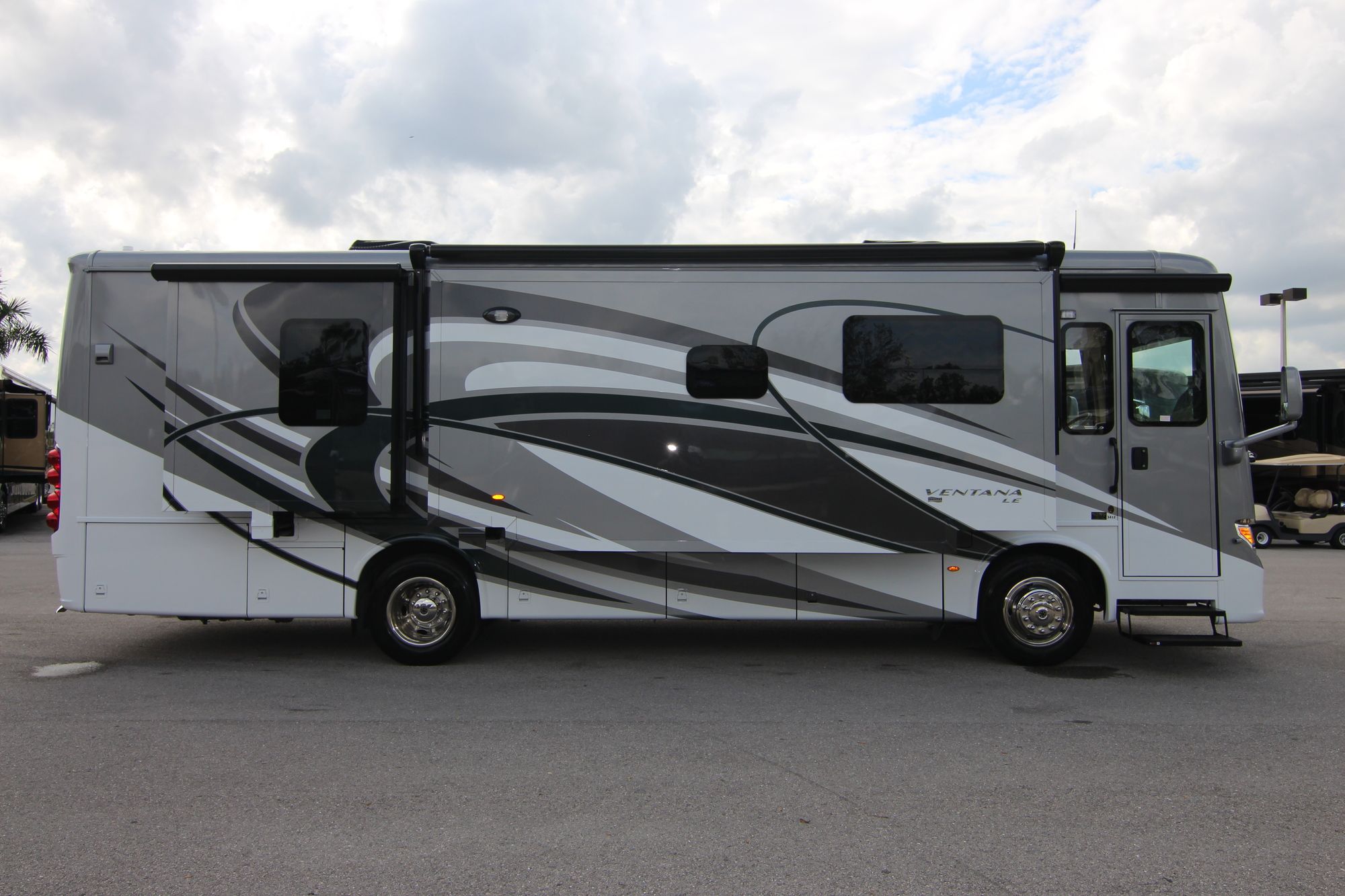 New 2019 Newmar Ventana Le 3412 Class A  For Sale