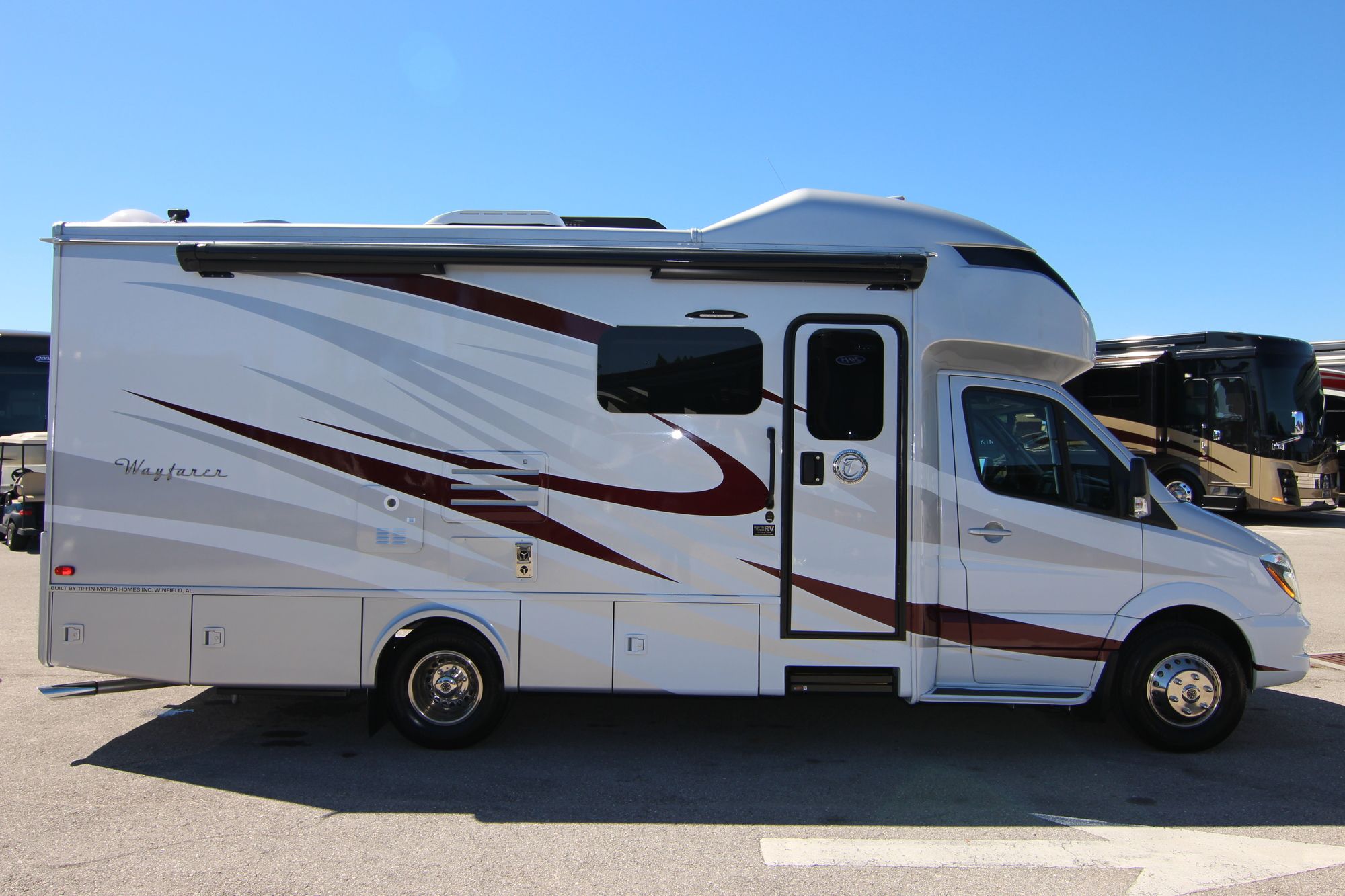 Used 2019 Tiffin Motor Homes Wayfarer 24FW Class C  For Sale