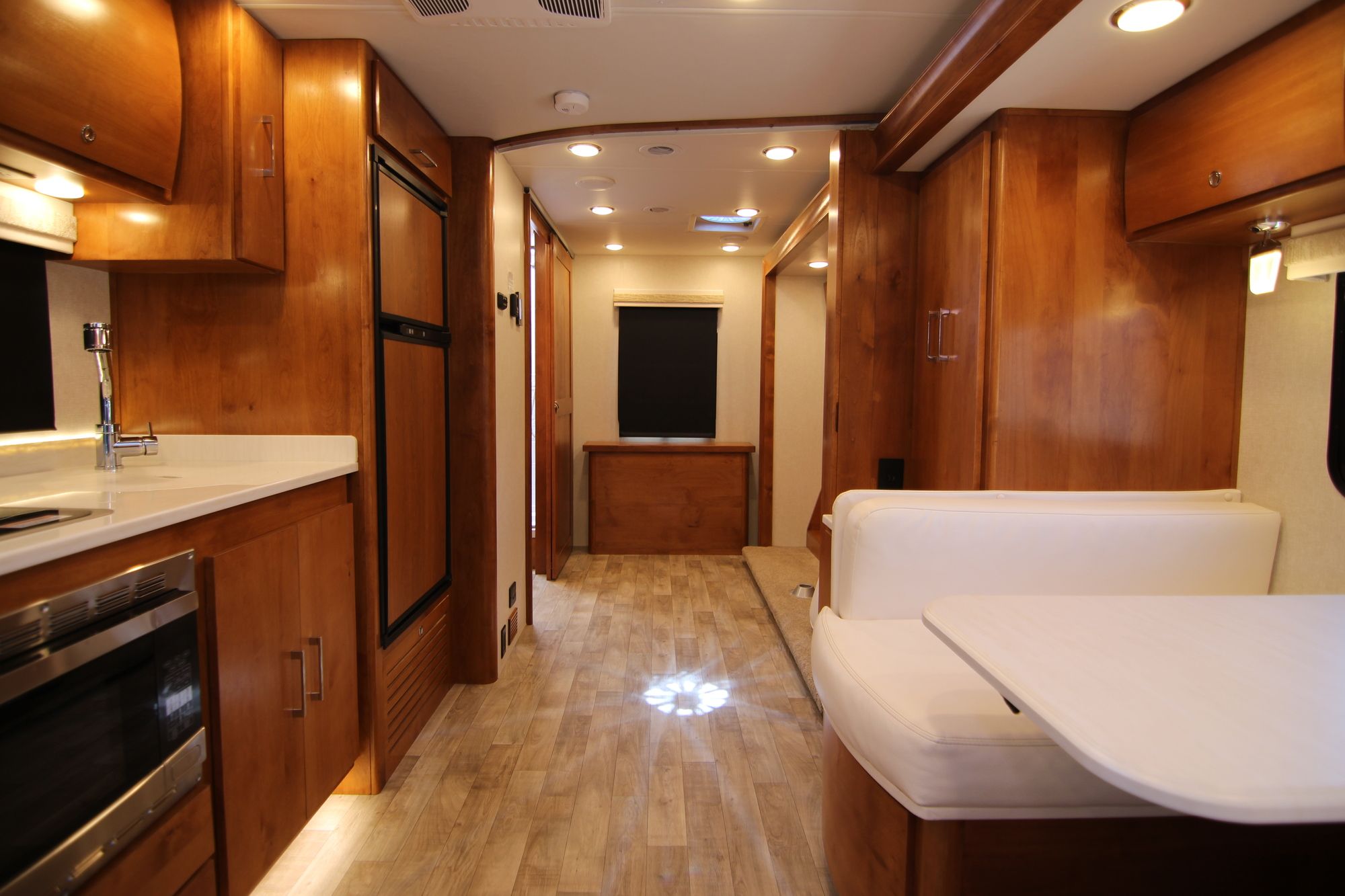 Used 2019 Tiffin Motor Homes Wayfarer 24FW Class C  For Sale