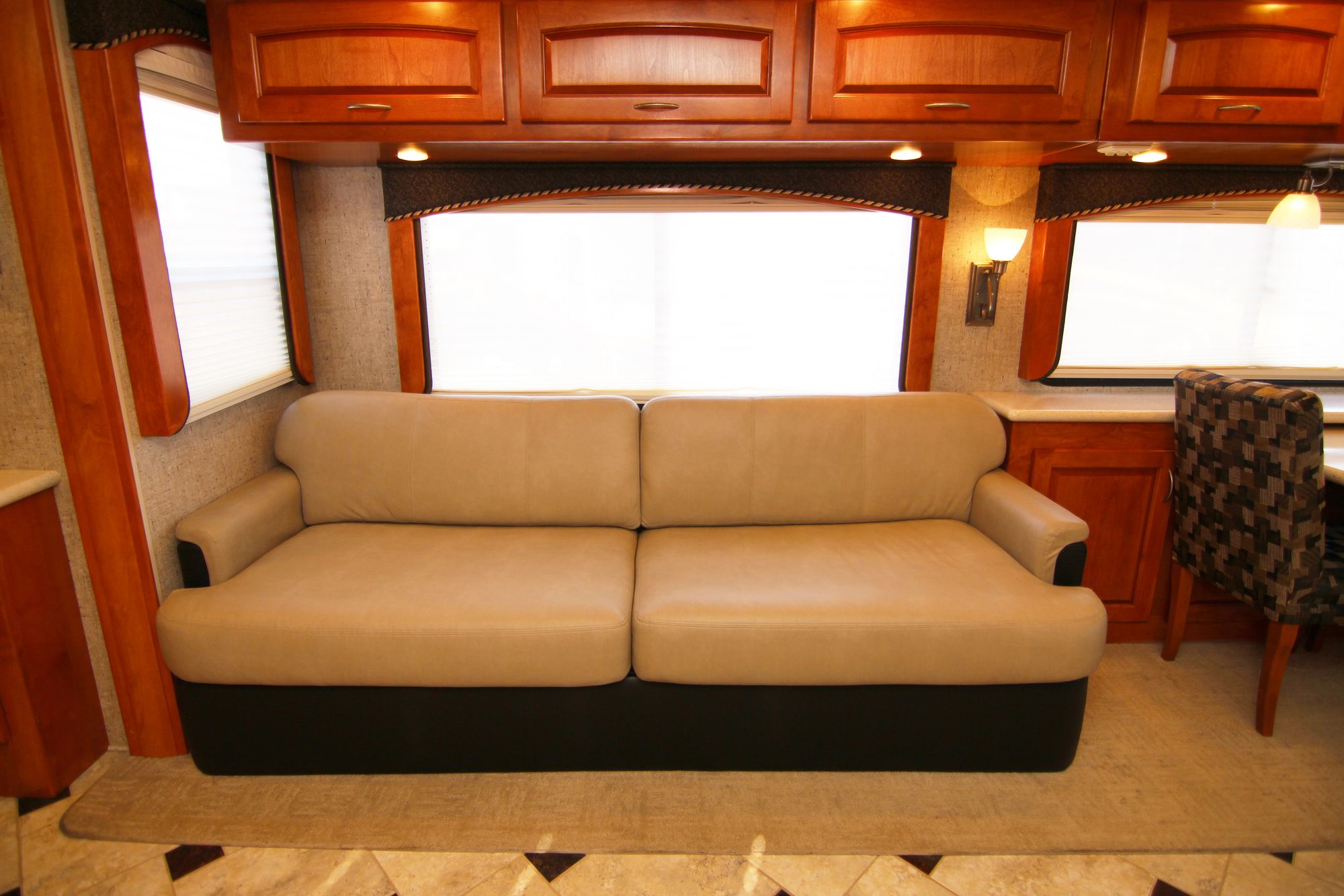 Used 2010 Monaco Diplomat 42SKQ Class A  For Sale