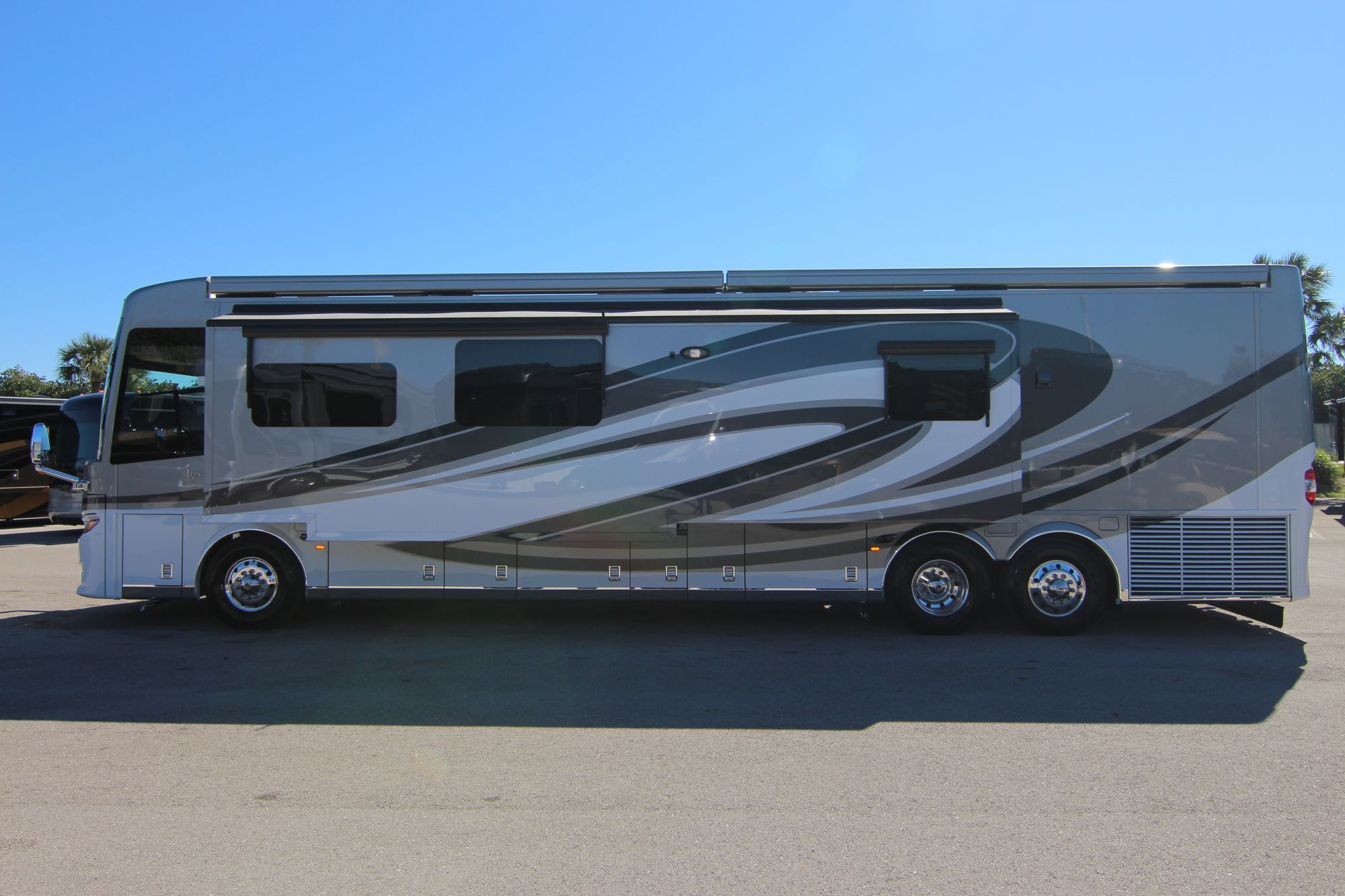 New 2019 Newmar London Aire 4551 Class A  For Sale