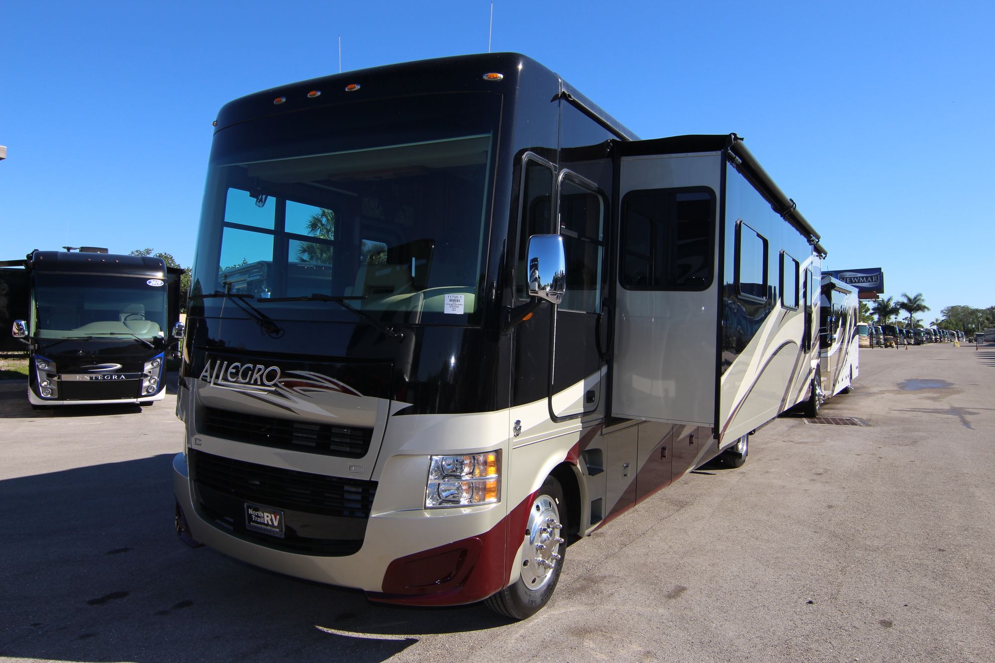 Used 2014 Tiffin Motor Homes Open Road 36LA Class A  For Sale