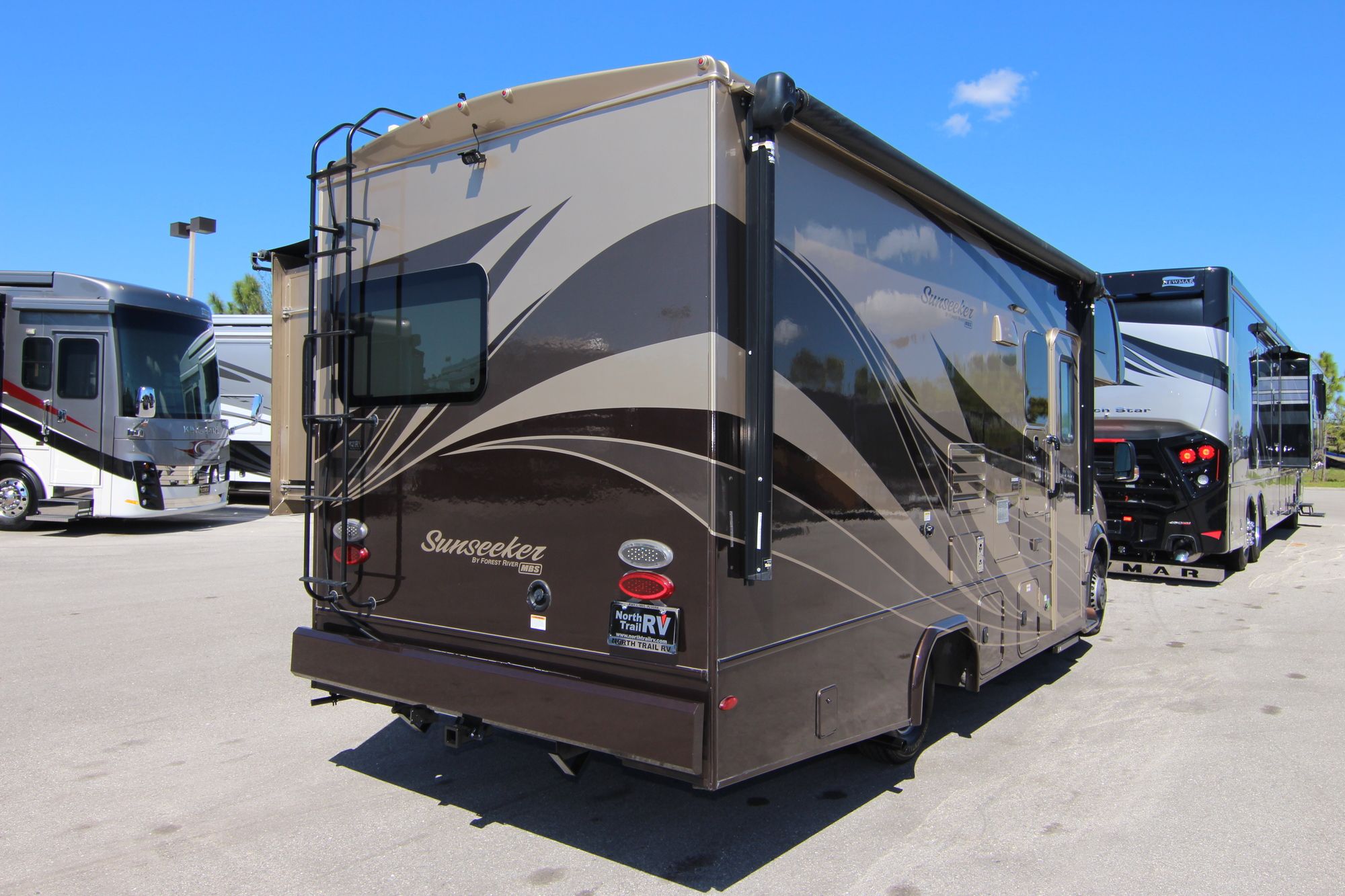 Used 2018 Forest River Sunseeker 2400W Class C  For Sale