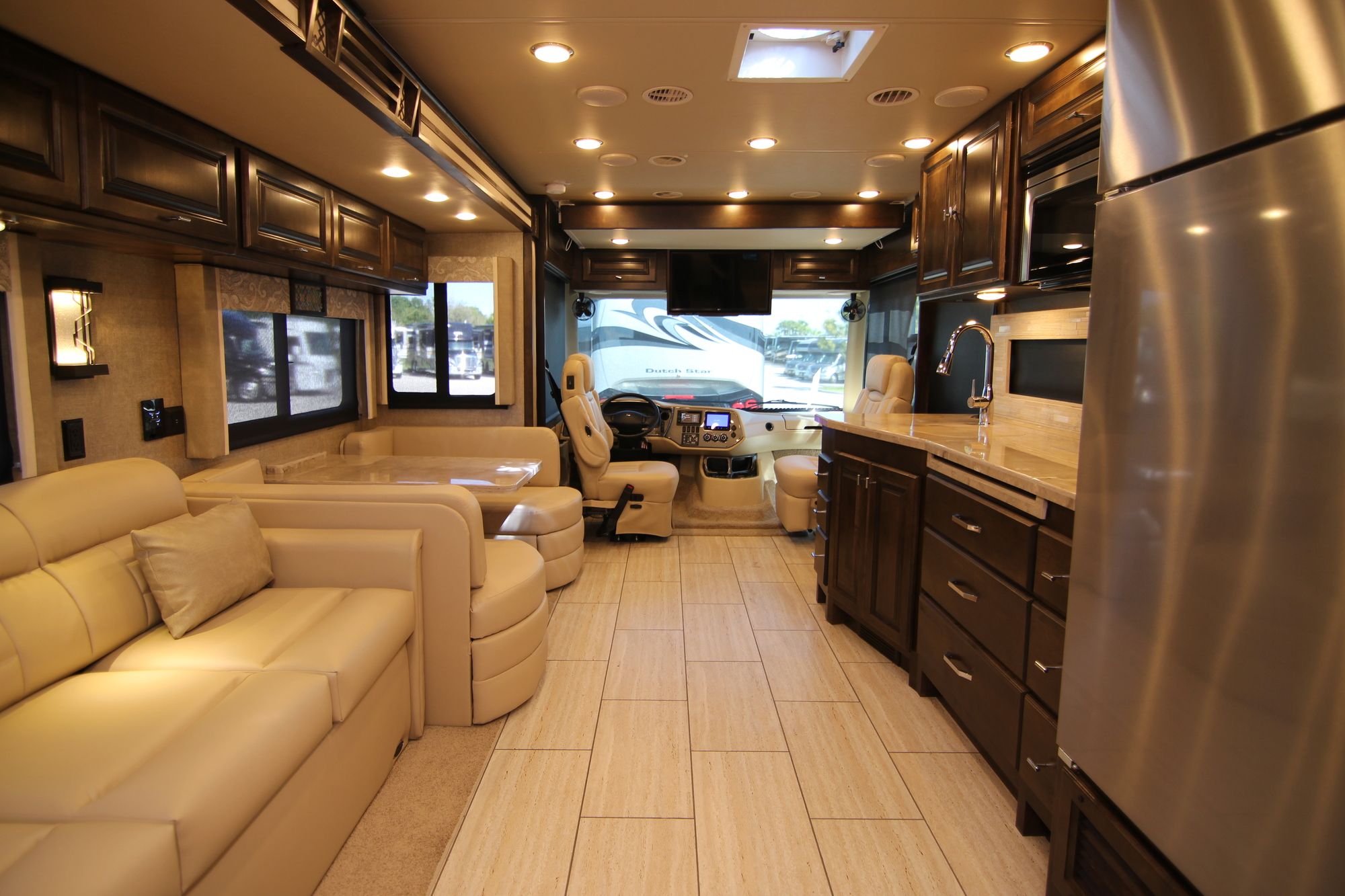 New 2019 Tiffin Motor Homes Allegro 32SA Class A  For Sale