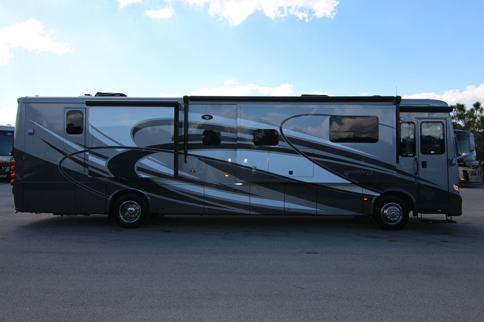 New 2019 Newmar Ventana Le 4037 Class A  For Sale