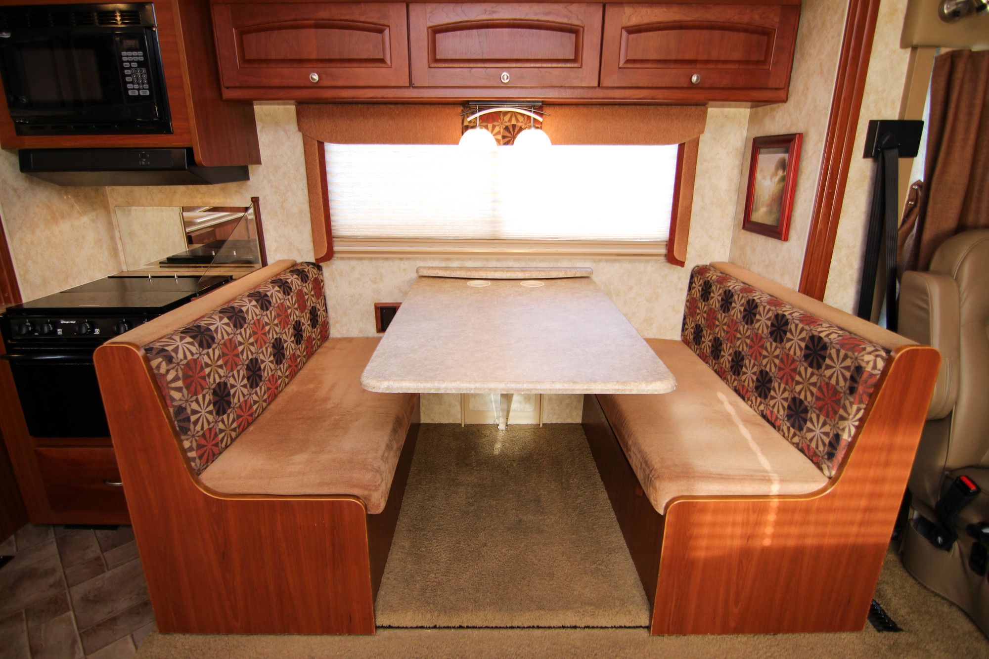 Used 2010 Winnebago Vista 30W Class A  For Sale