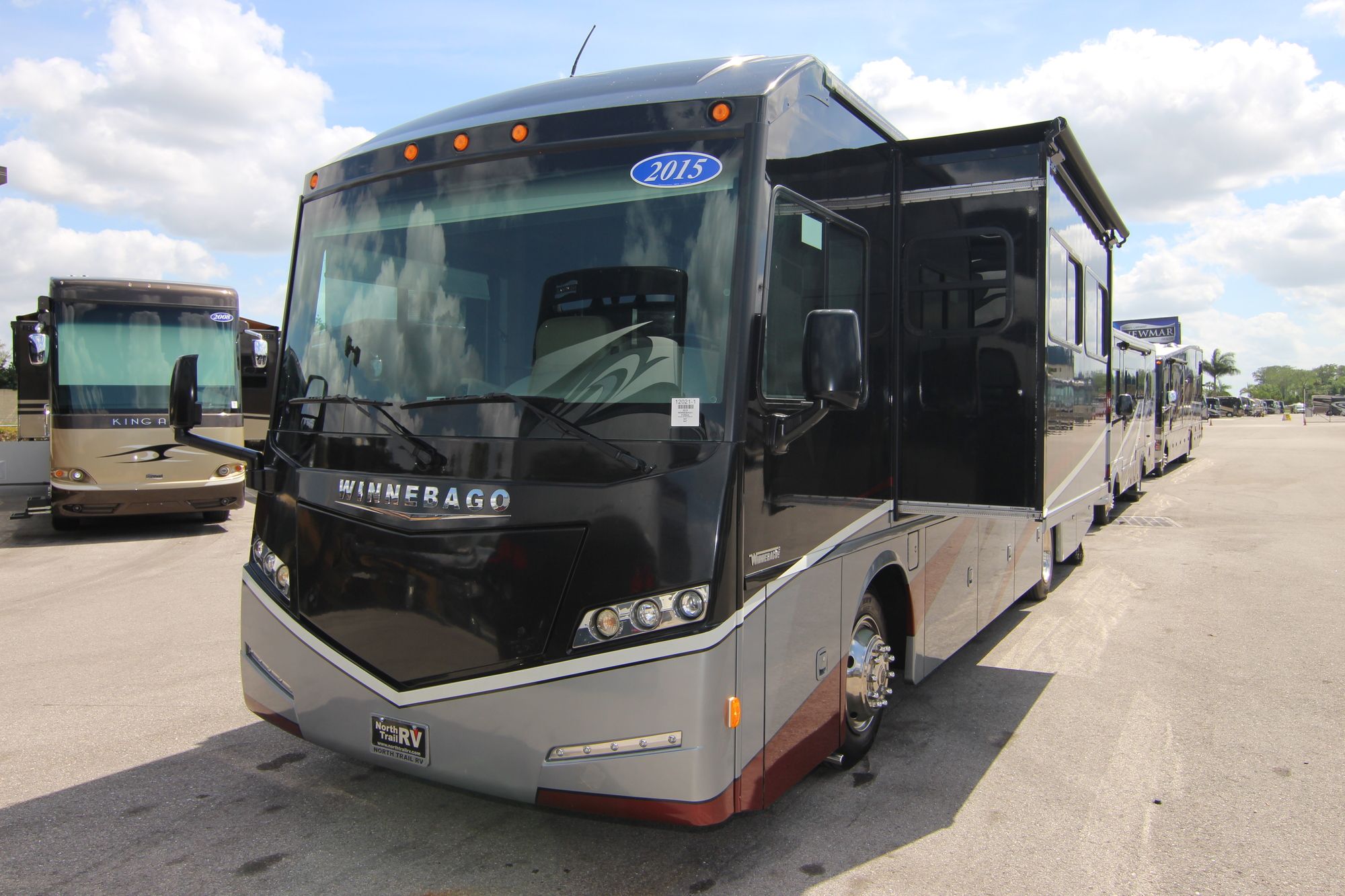 Used 2015 Winnebago Forza 34T Class A  For Sale