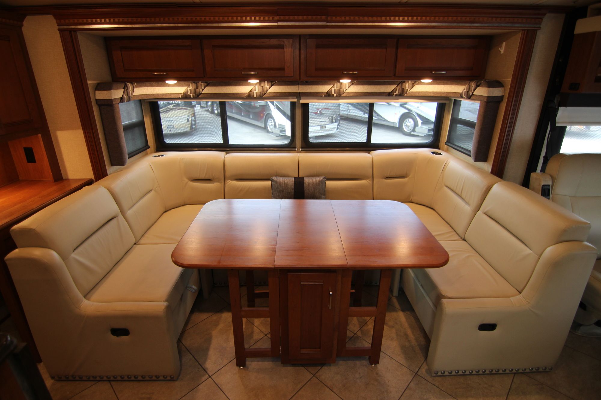 Used 2015 Winnebago Forza 34T Class A  For Sale