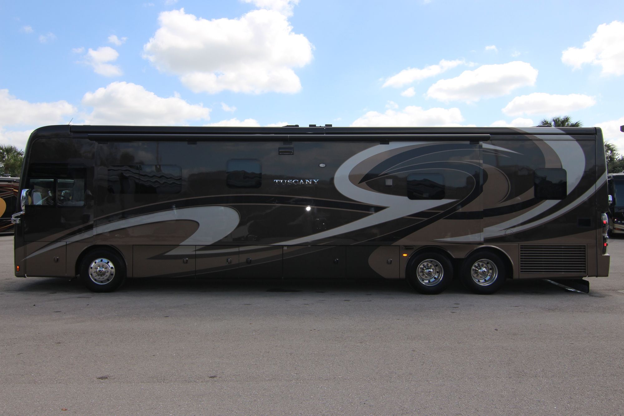 Used 2019 Thor Tuscany 45MX Class A  For Sale