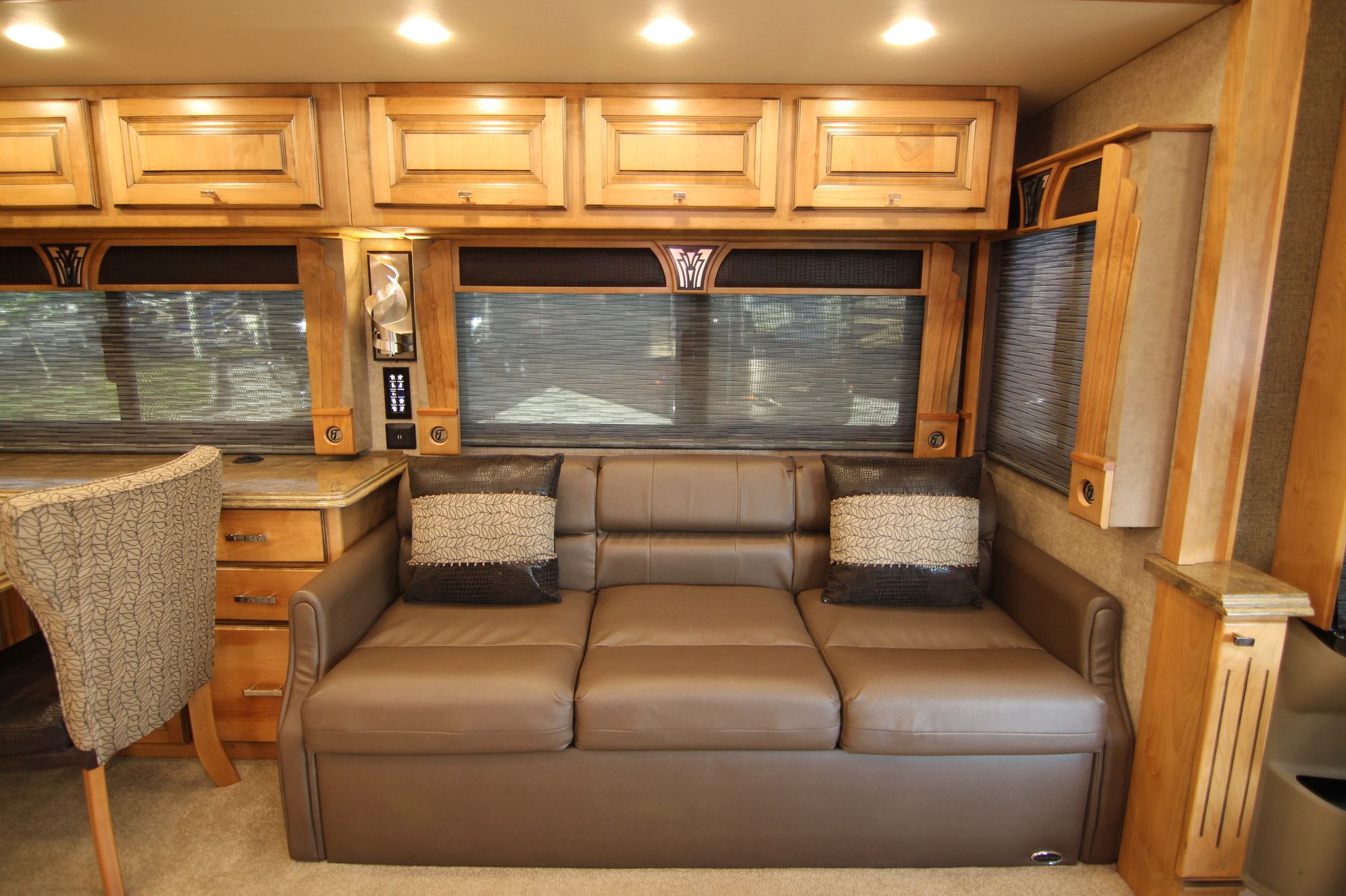 Used 2017 Tiffin Motor Homes Phaeton 40QBH Class A  For Sale