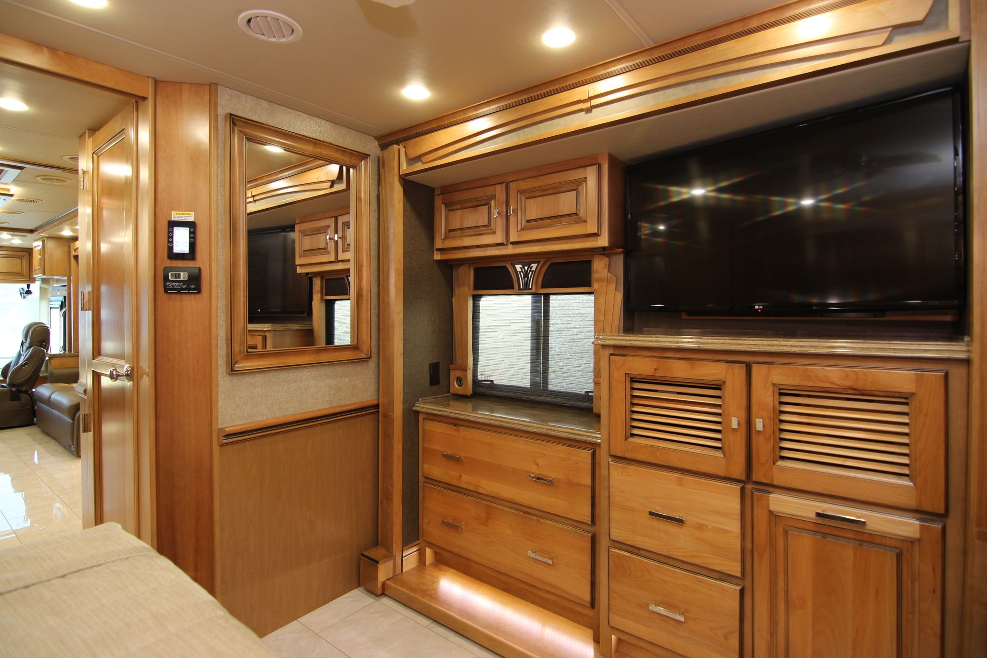 Used 2017 Tiffin Motor Homes Phaeton 40QBH Class A  For Sale