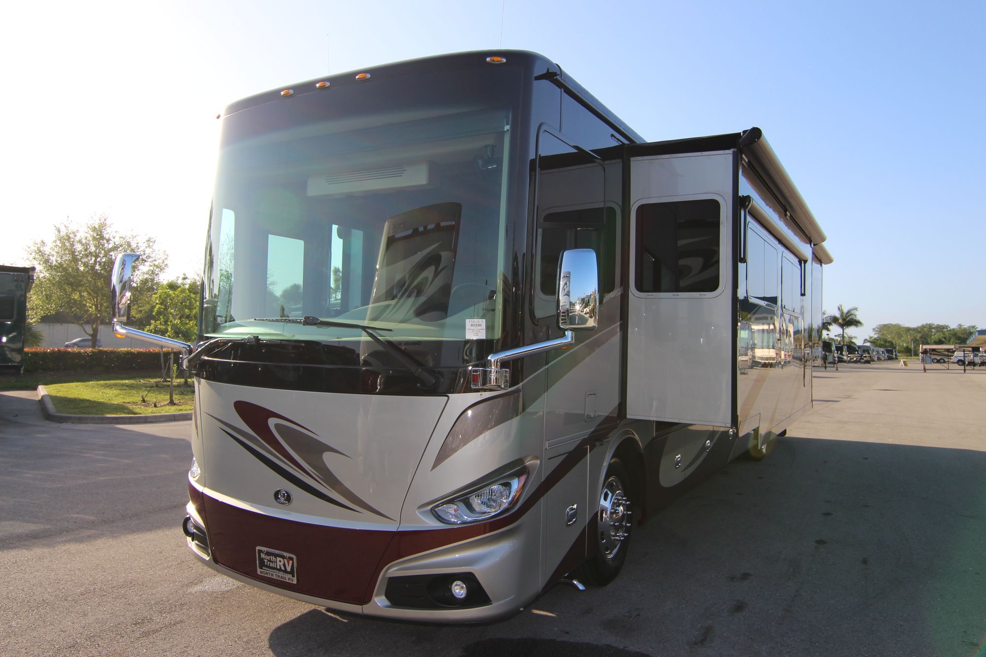 Used 2017 Tiffin Motor Homes Phaeton 40QBH Class A  For Sale