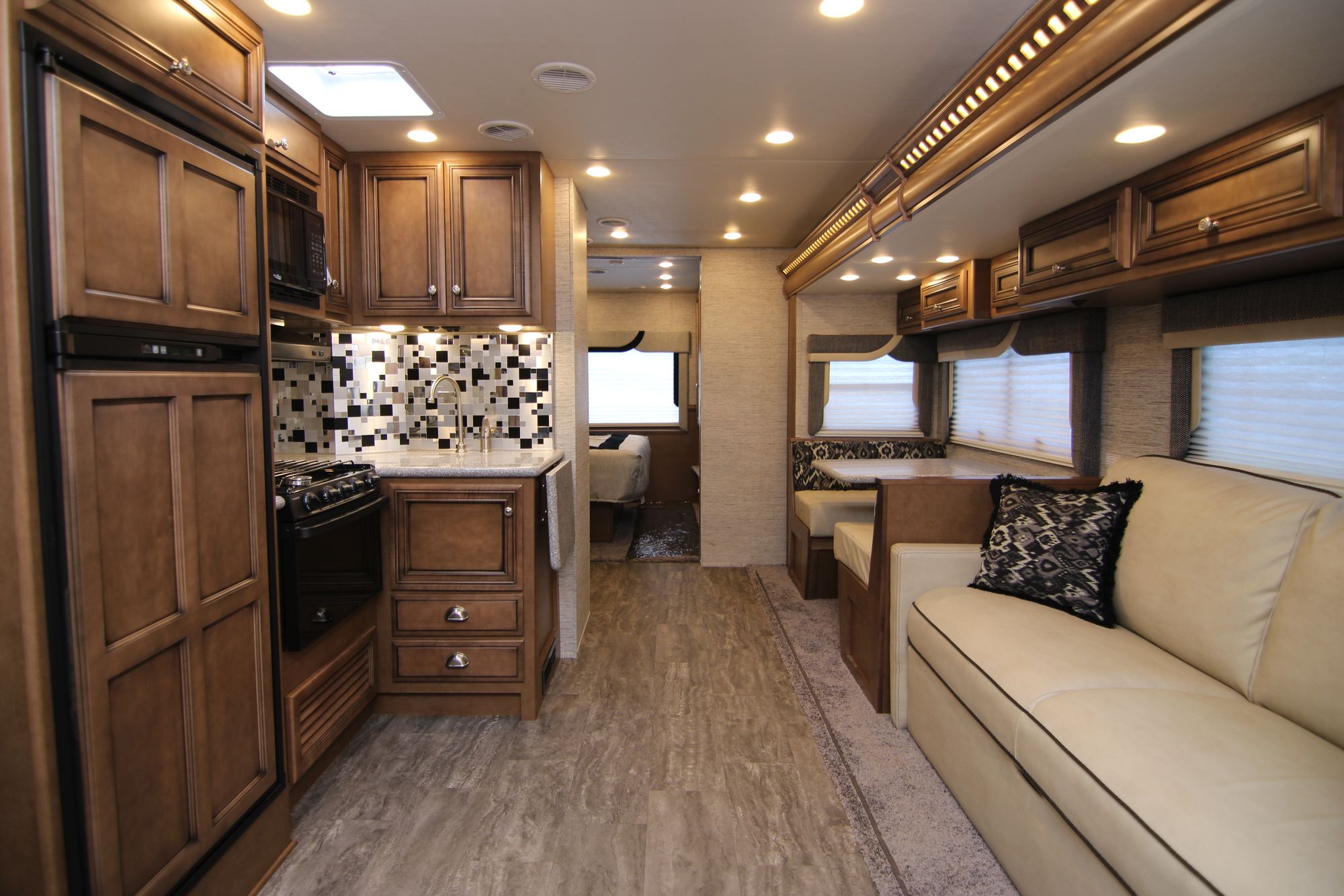 New 2019 Newmar Bay Star Sport 2702 Class A  For Sale