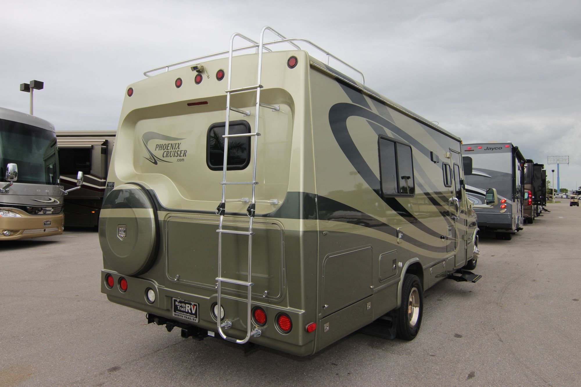 Used 2010 Phoenix Cruiser 2551 Class C  For Sale