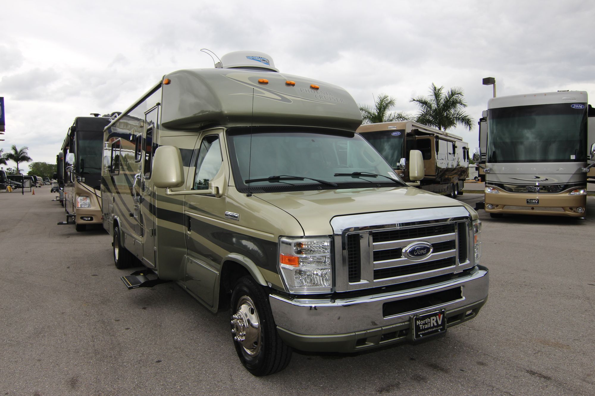 Used 2010 Phoenix Cruiser 2551 Class C  For Sale