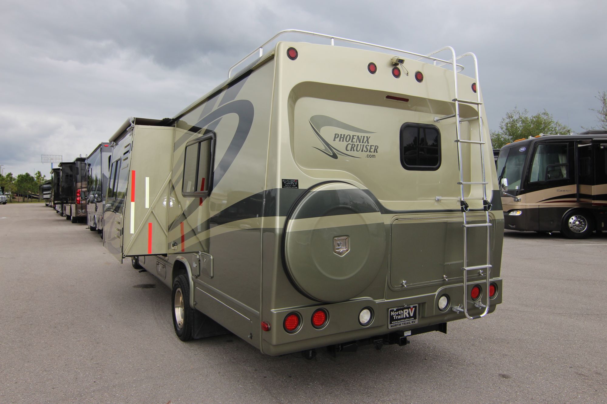 Used 2010 Phoenix Cruiser 2551 Class C  For Sale