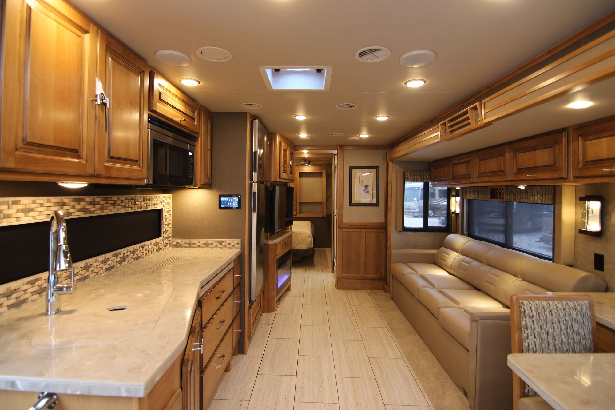 New 2019 Tiffin Motor Homes Allegro 32SA Class A  For Sale