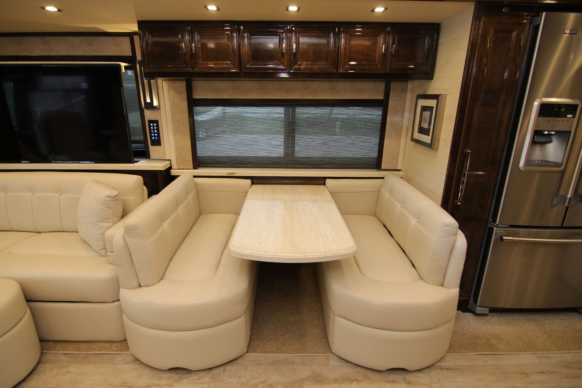 New 2019 Tiffin Motor Homes Allegro Bus 40IP Class A  For Sale