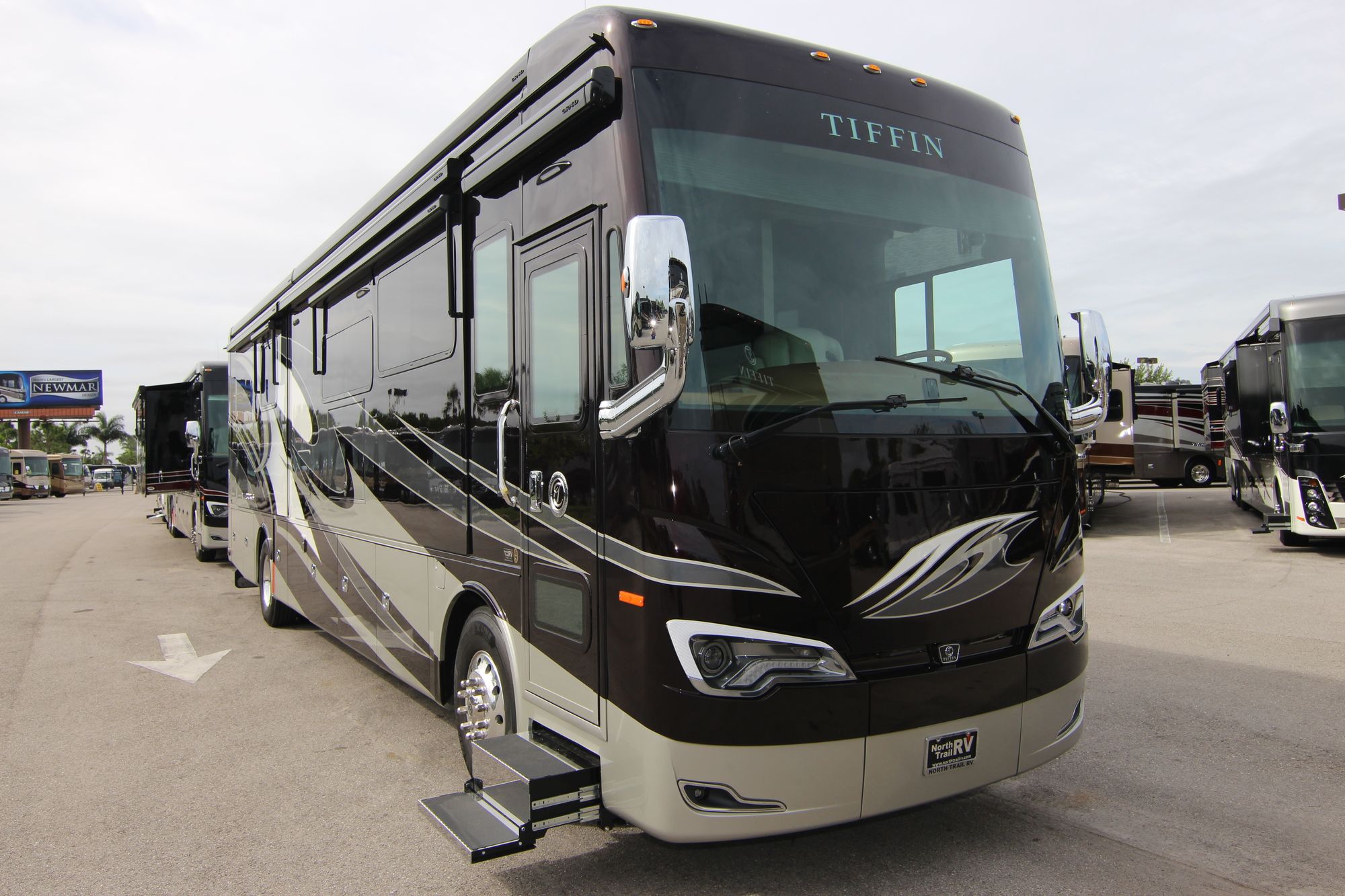 New 2019 Tiffin Motor Homes Allegro Bus 40IP Class A  For Sale