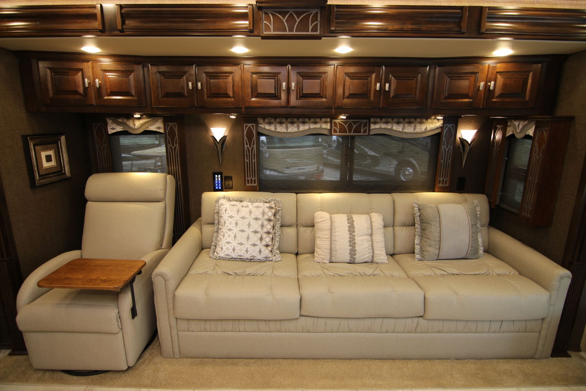 Used 2016 Tiffin Motor Homes Allegro Bus 37AP Class A  For Sale