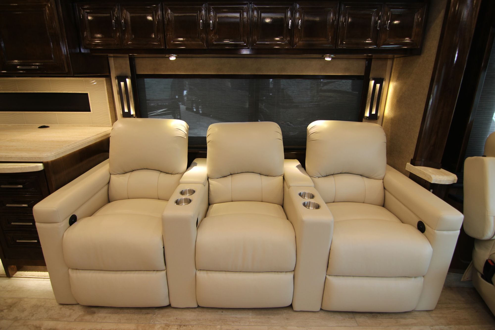 New 2019 Tiffin Motor Homes Allegro Bus 45OPP Class A  For Sale