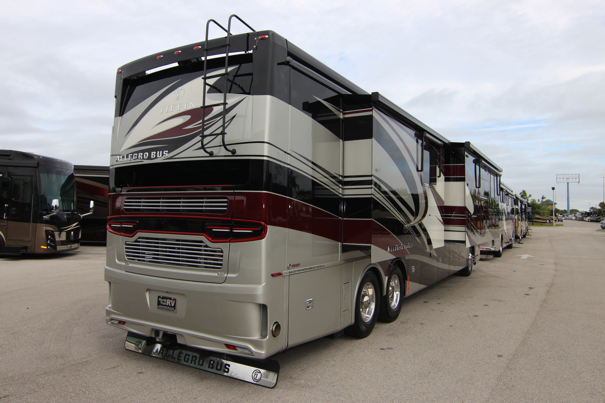 New 2019 Tiffin Motor Homes Allegro Bus 45OPP Class A  For Sale