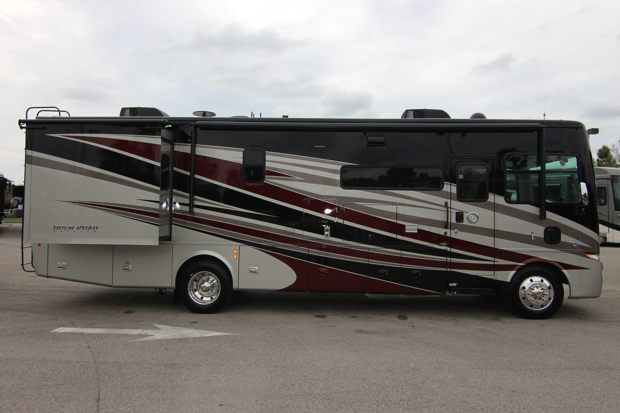 New 2019 Tiffin Motor Homes Allegro 32SA Class A  For Sale