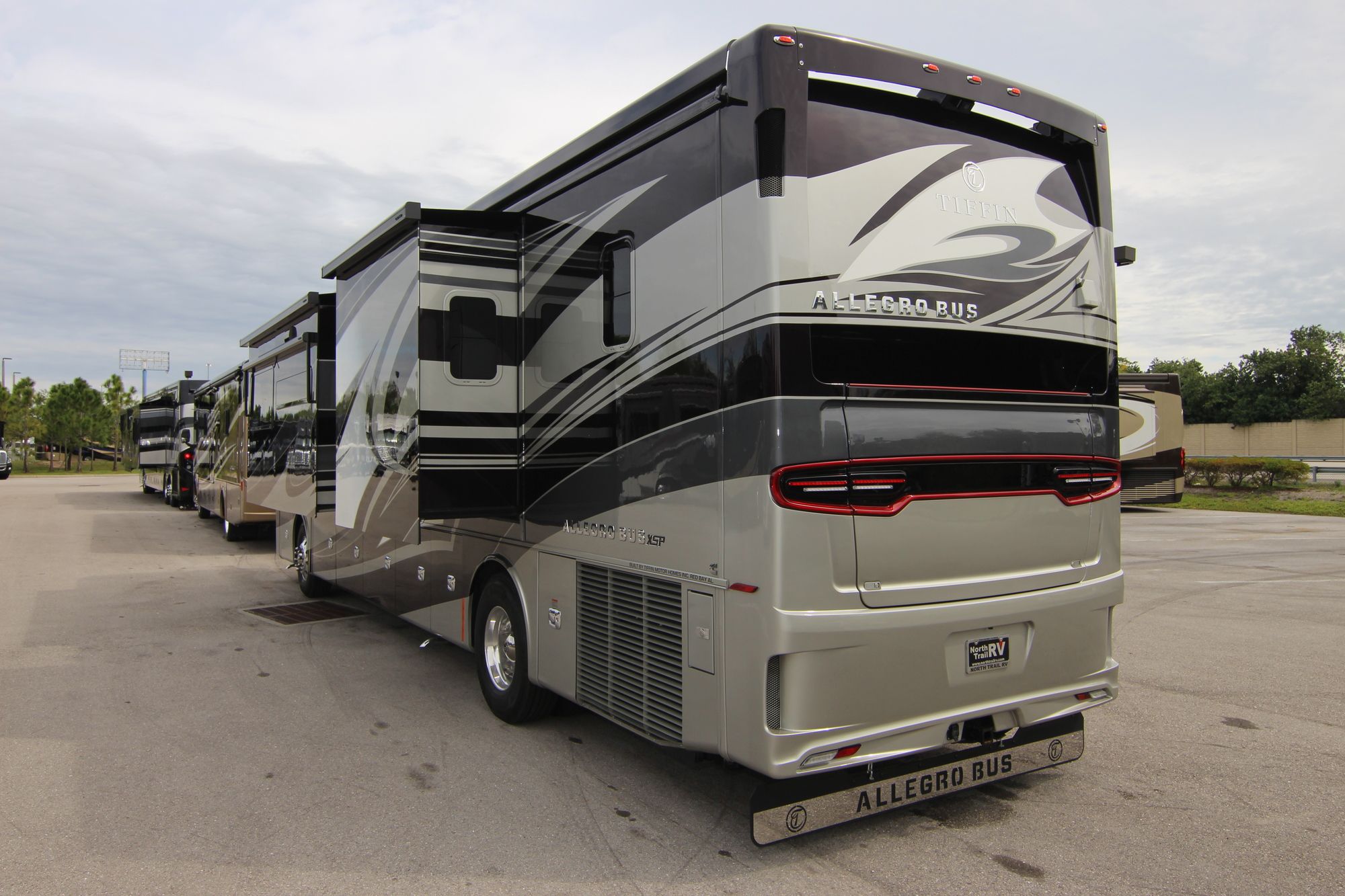 New 2019 Tiffin Motor Homes Allegro Bus 40IP Class A  For Sale