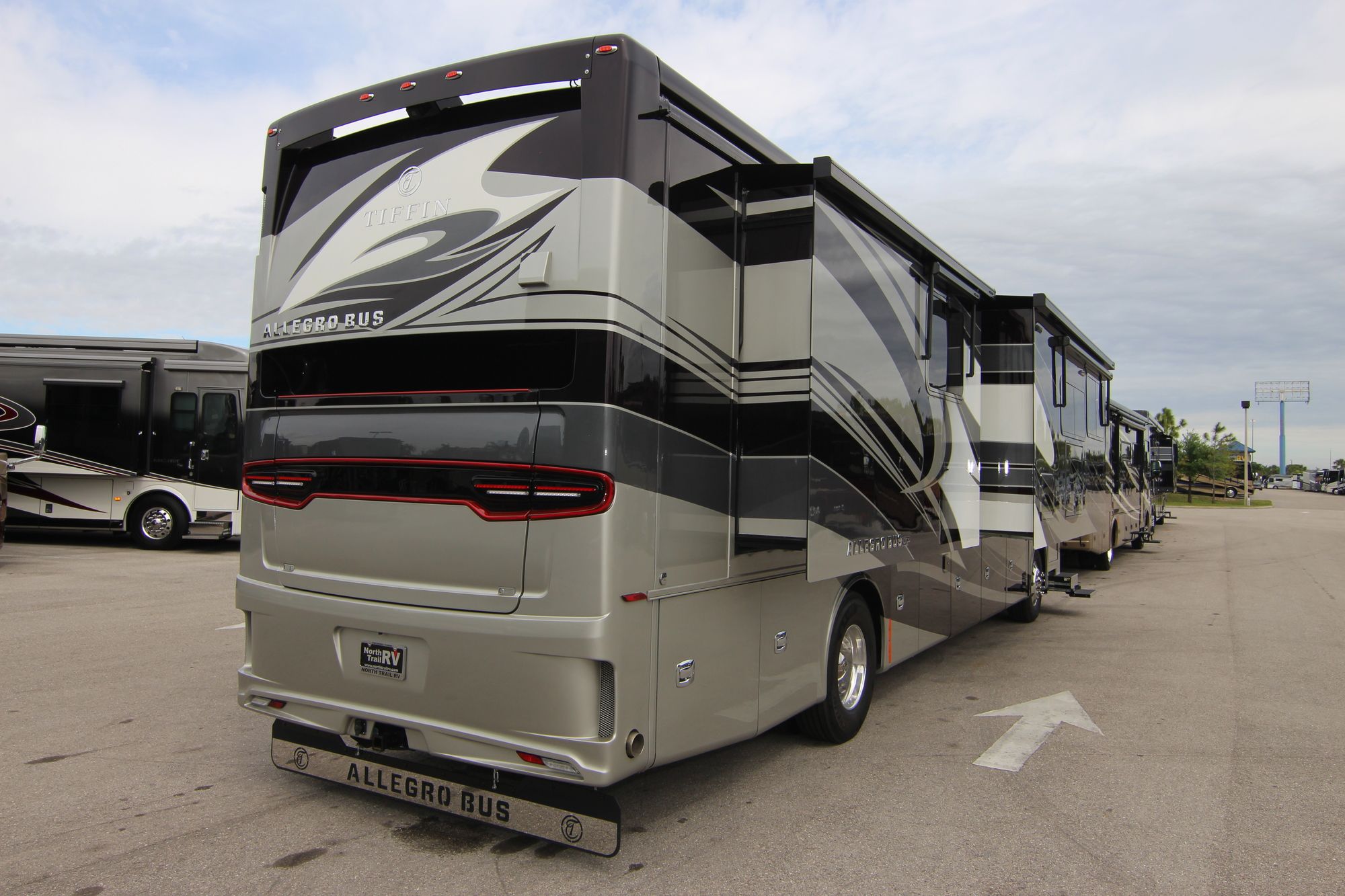 New 2019 Tiffin Motor Homes Allegro Bus 40IP Class A  For Sale