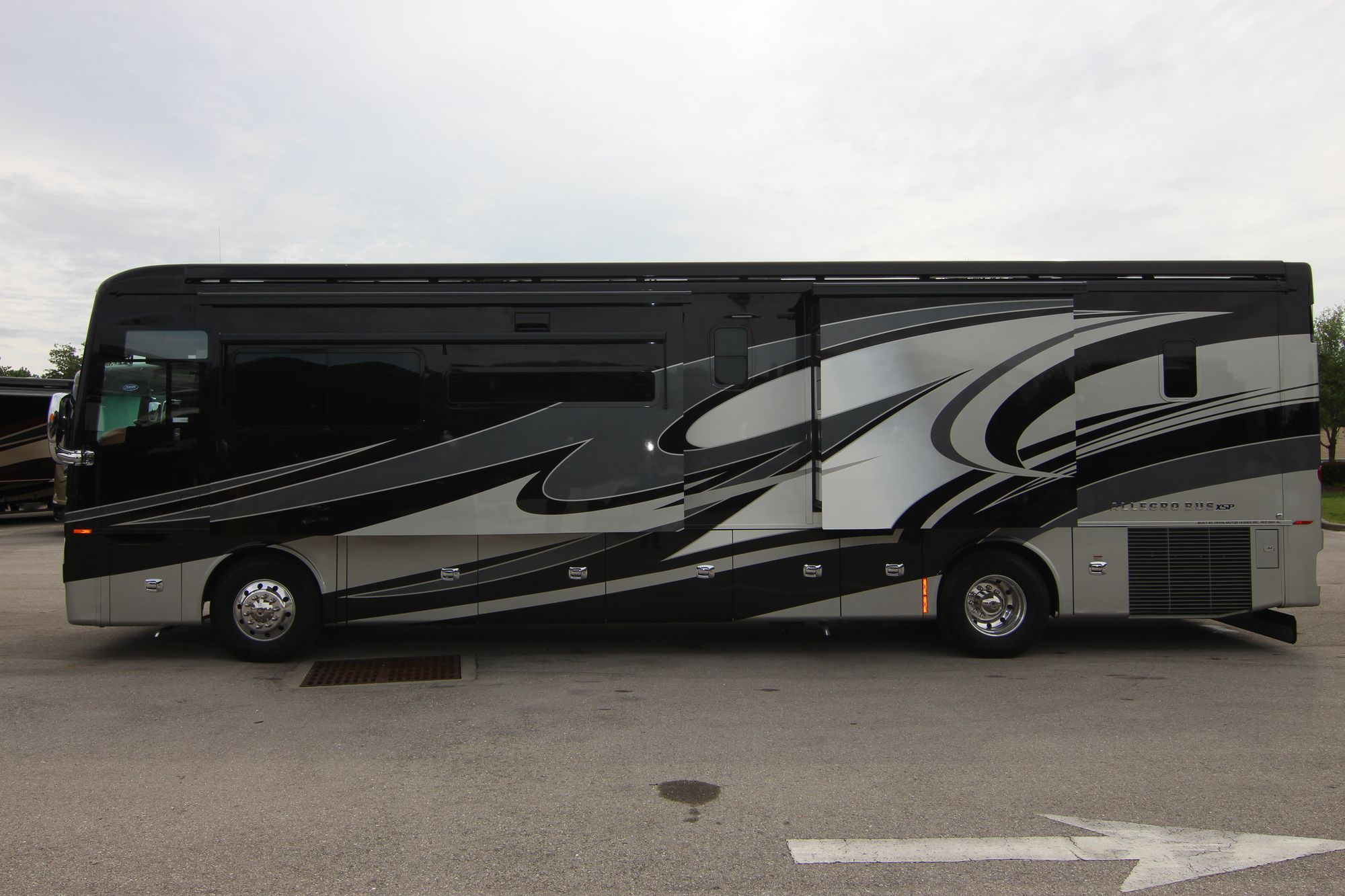 New 2019 Tiffin Motor Homes Allegro Bus 40IP Class A  For Sale