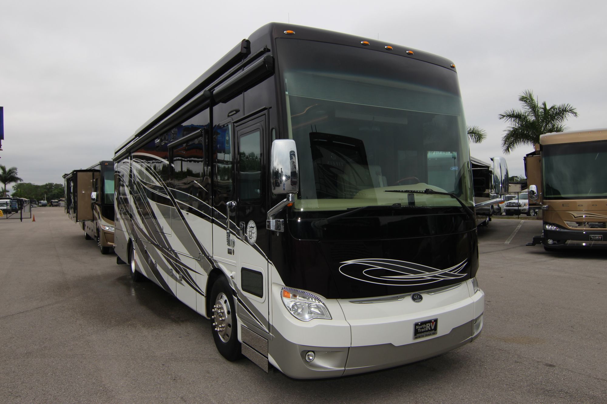 Used 2016 Tiffin Motor Homes Allegro Bus 37AP Class A  For Sale