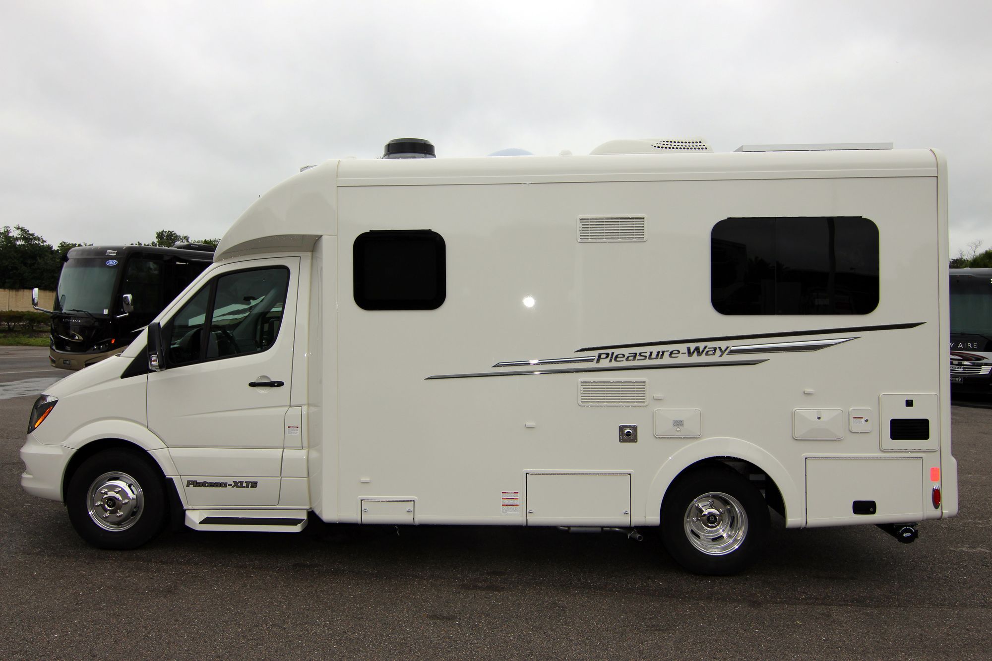 New 2019 Pleasure-Way Plateau XLTS Class C  For Sale