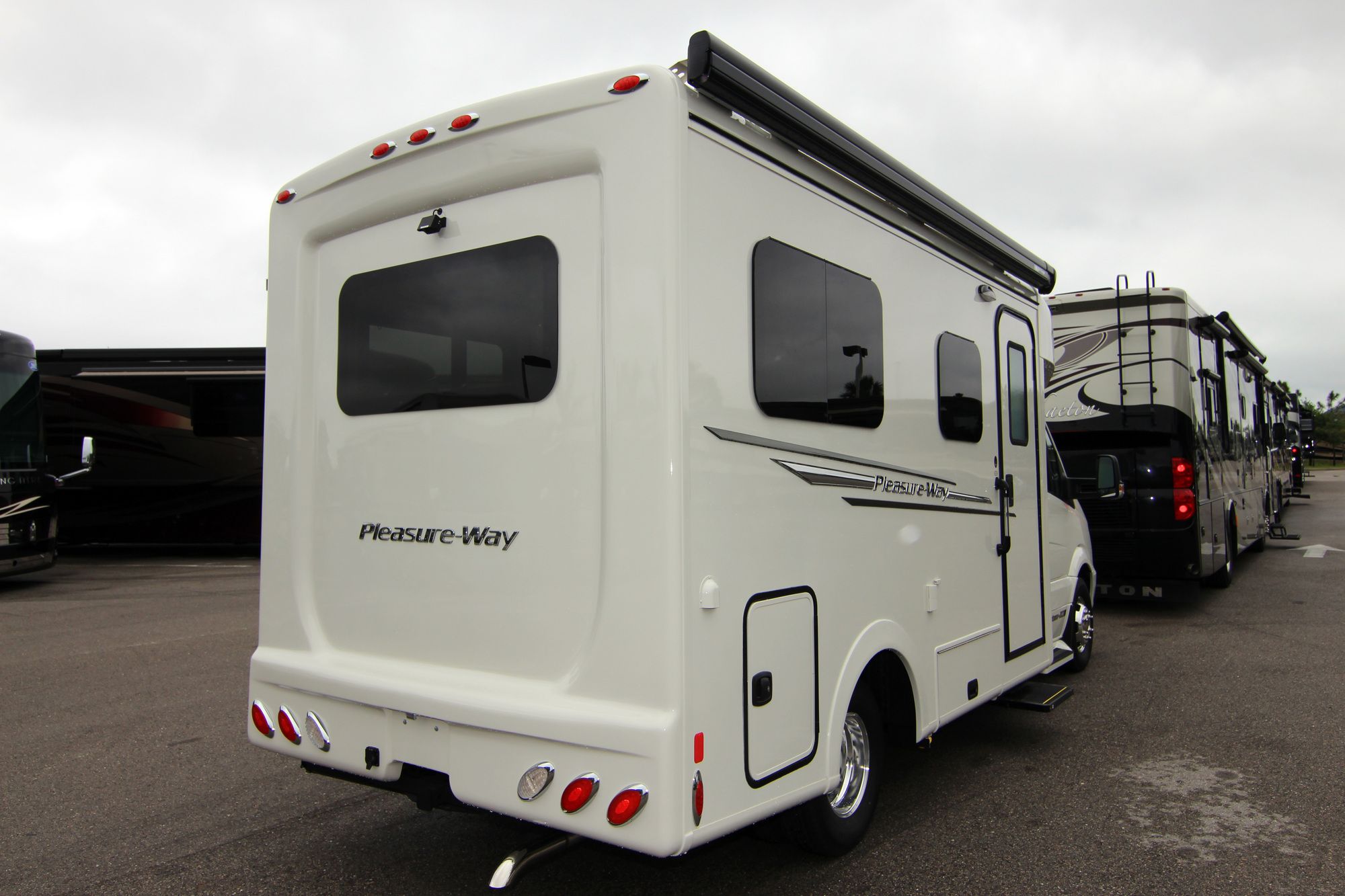 New 2019 Pleasure-Way Plateau XLTS Class C  For Sale