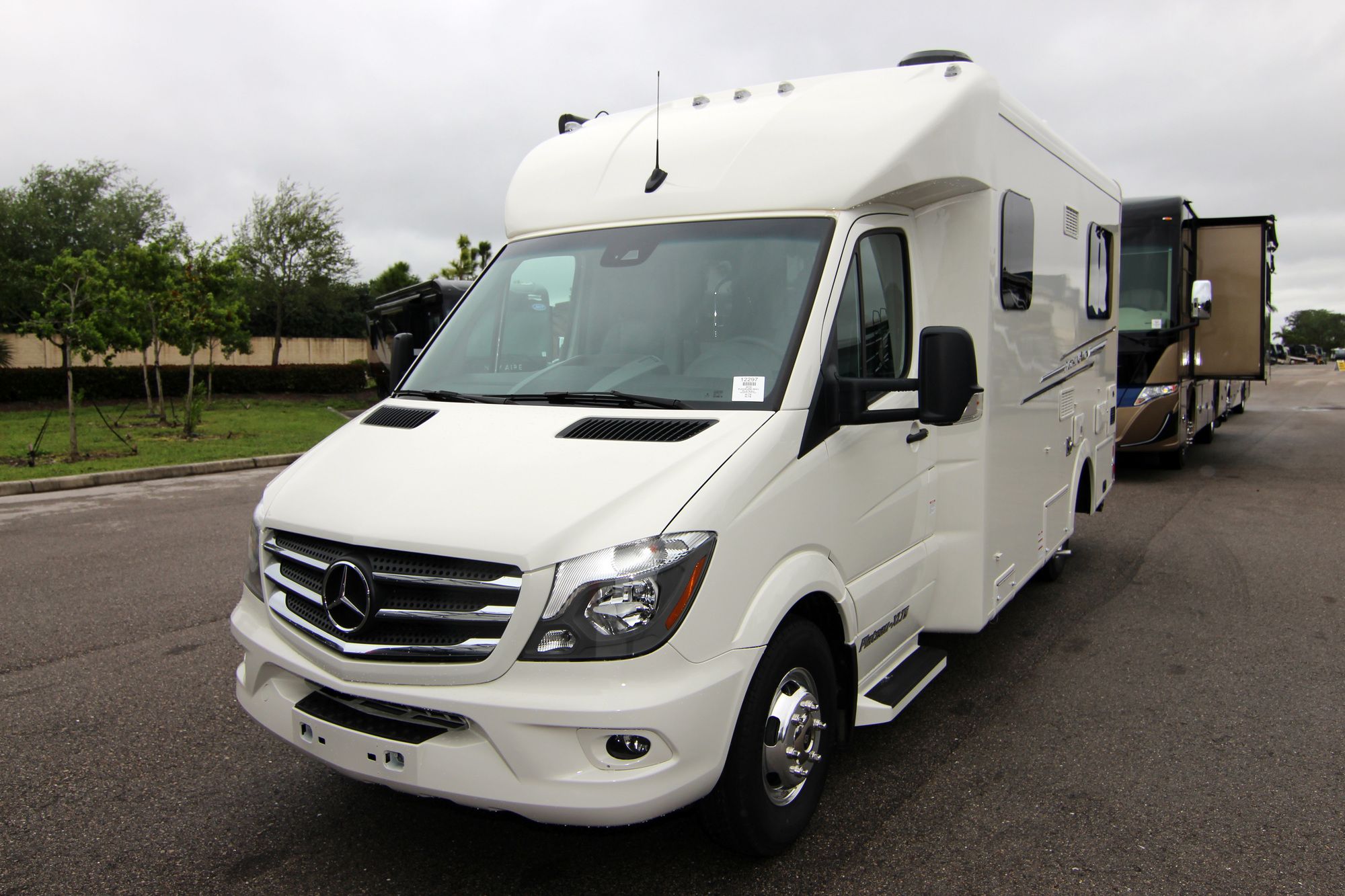 New 2019 Pleasure-Way Plateau XLTS Class C  For Sale